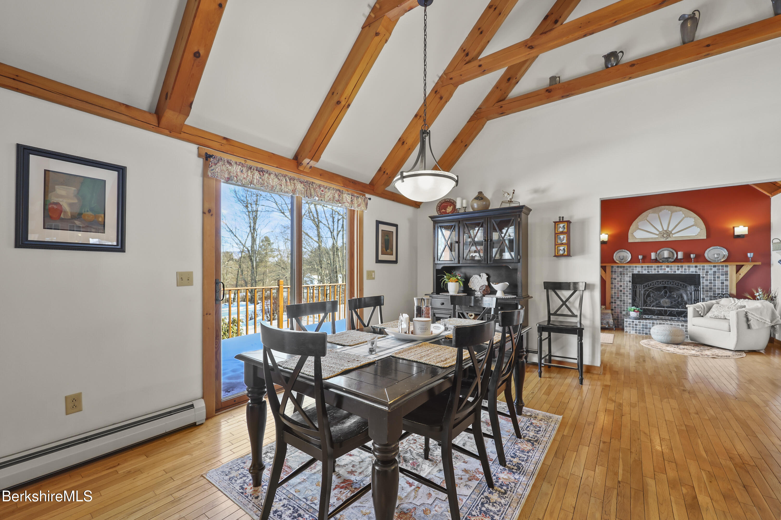 65 Johnny Cake Hill Rd