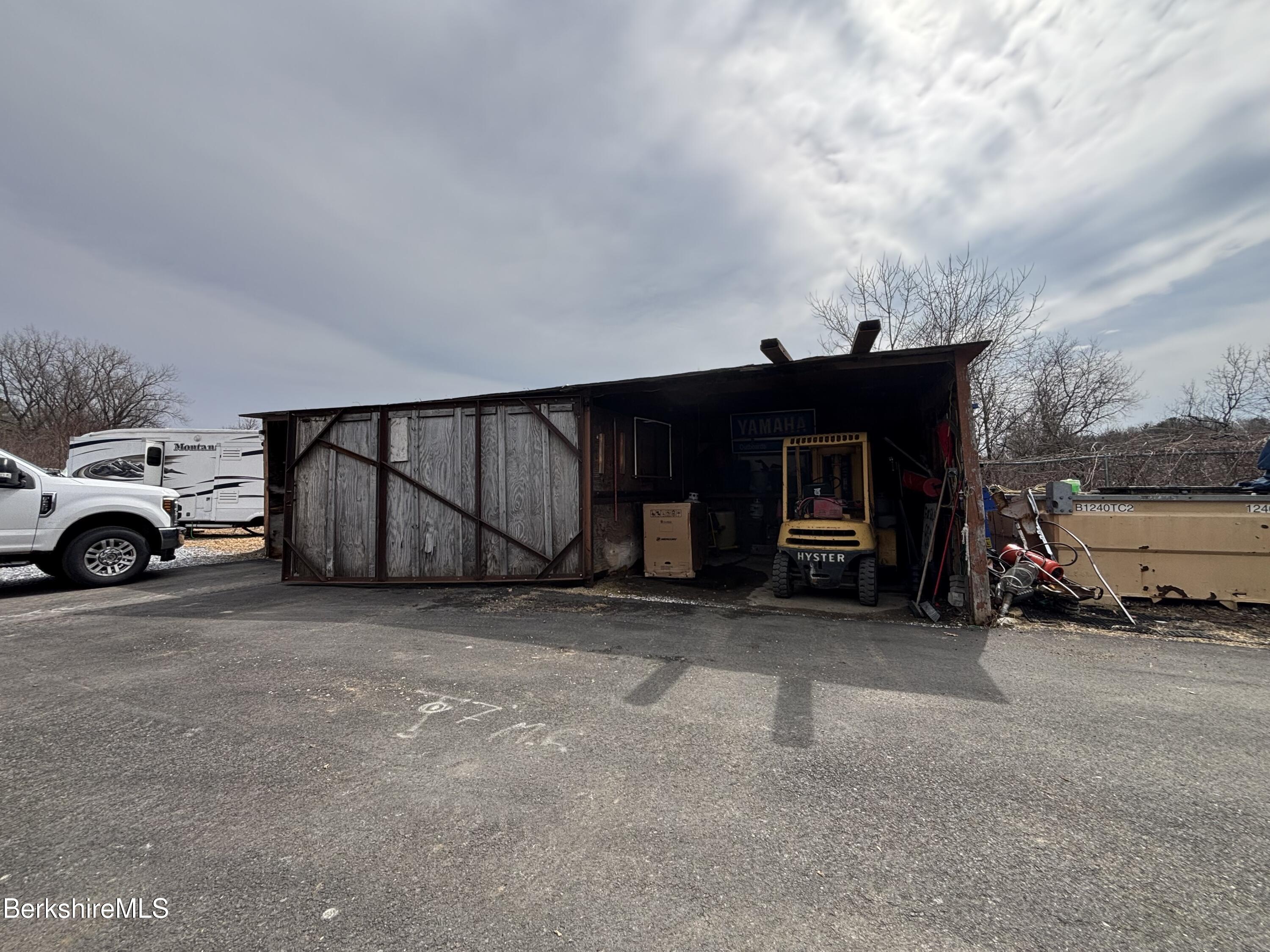 483 East Housatonic St