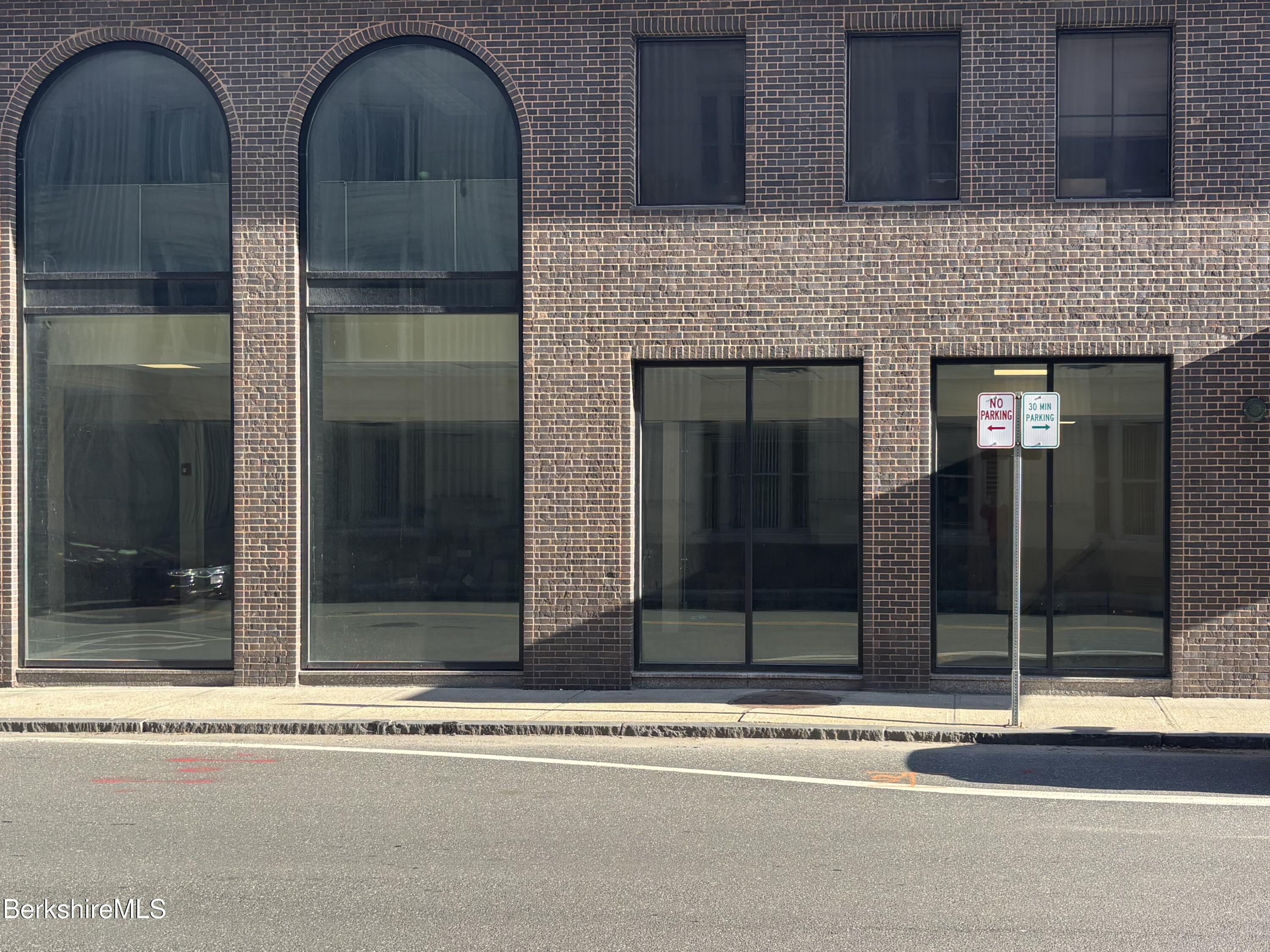 29 Fenn St