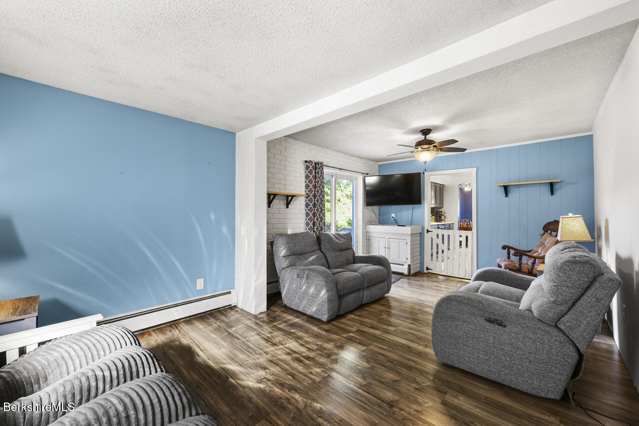 31 East Housatonic St