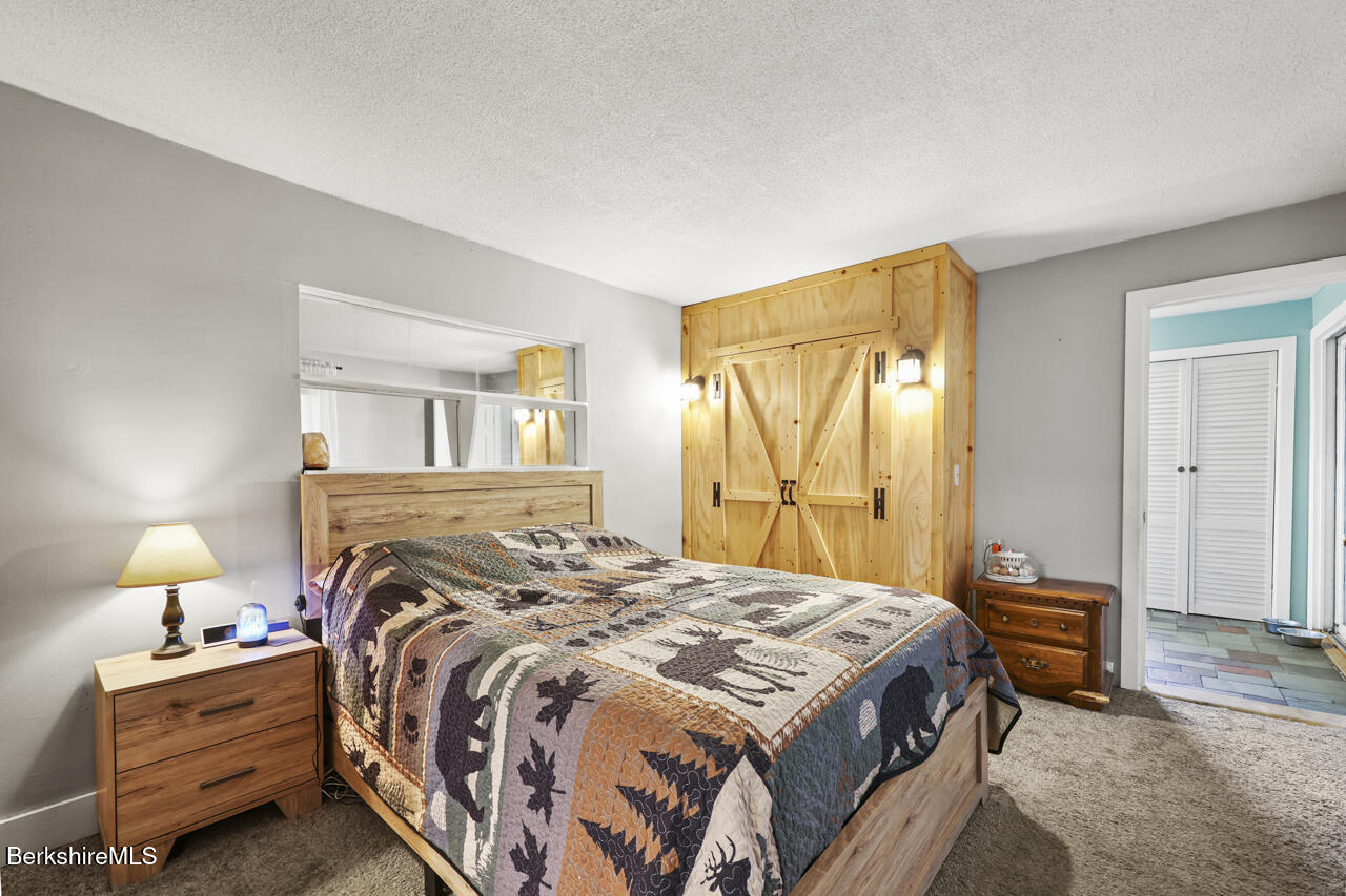 31 East Housatonic St