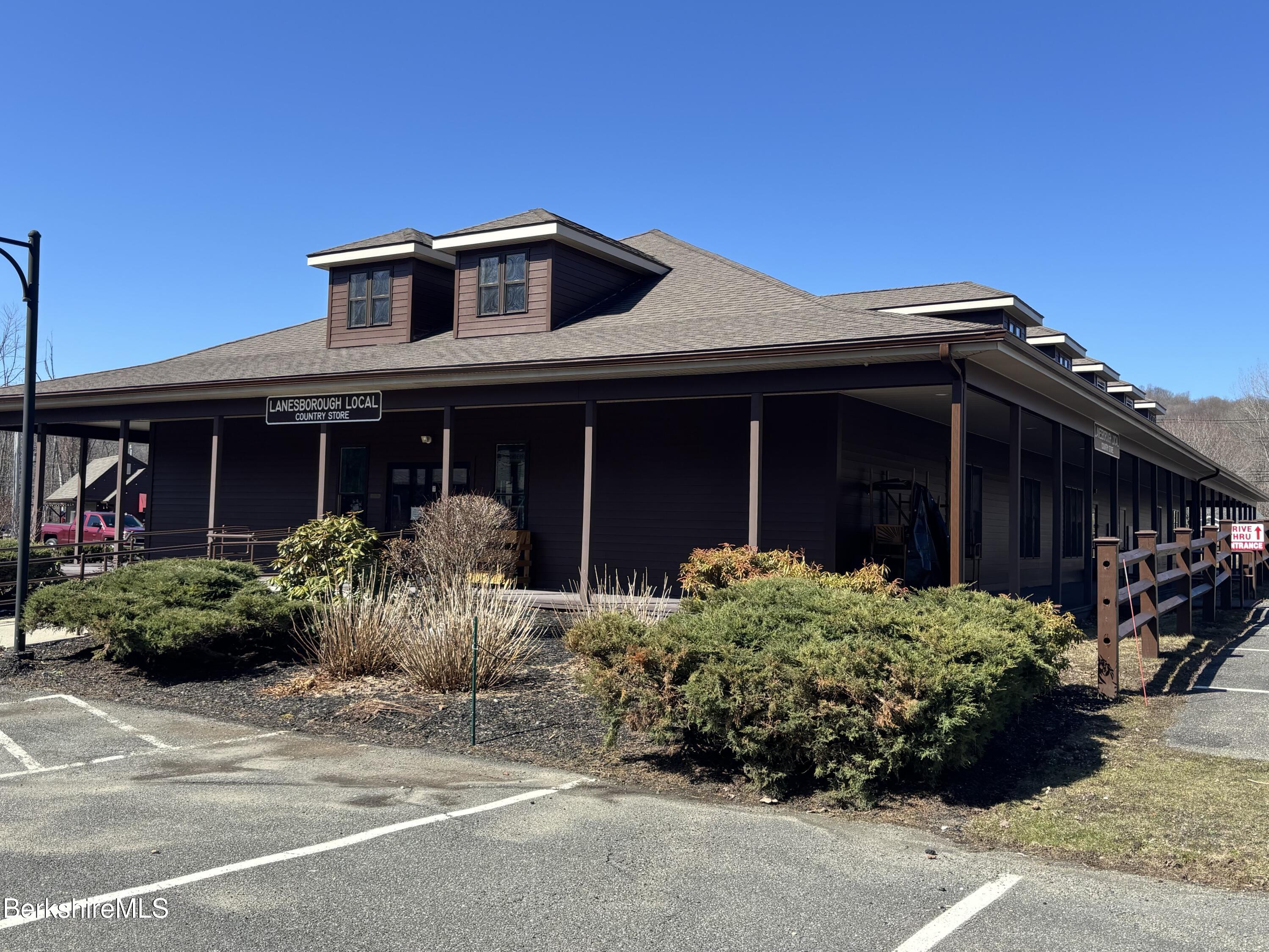 20 Williamstown Rd