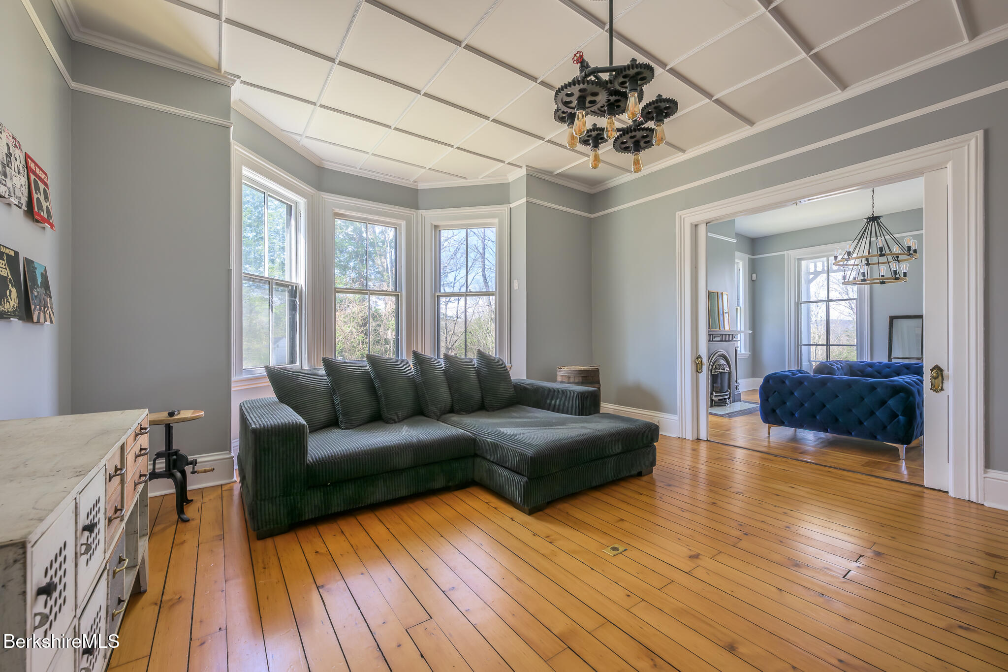 21 Stockbridge Rd