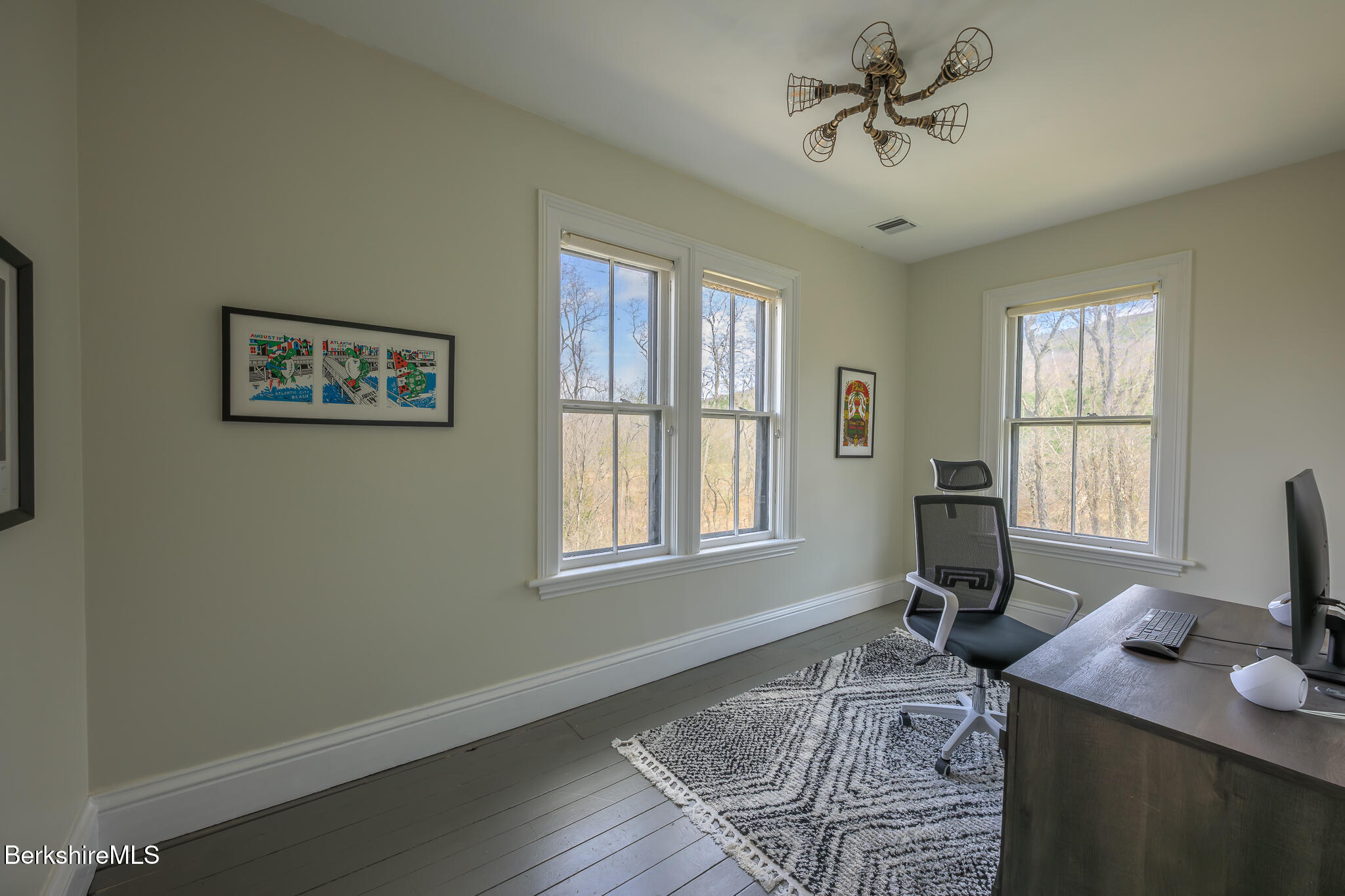 21 Stockbridge Rd