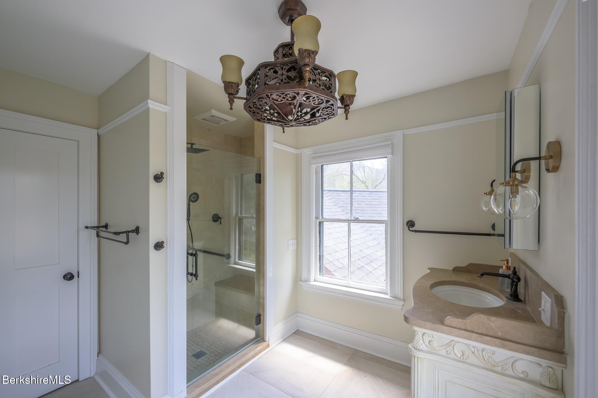 21 Stockbridge Rd