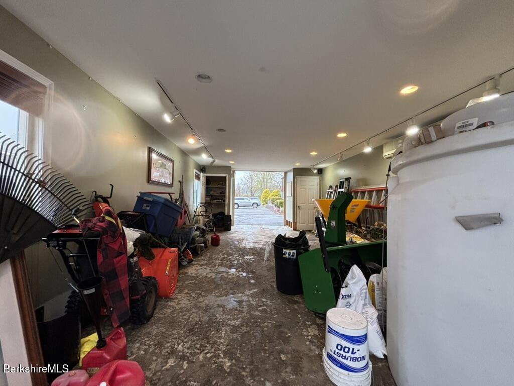 20 Williamstown Rd