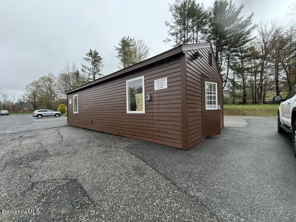20 Williamstown Rd