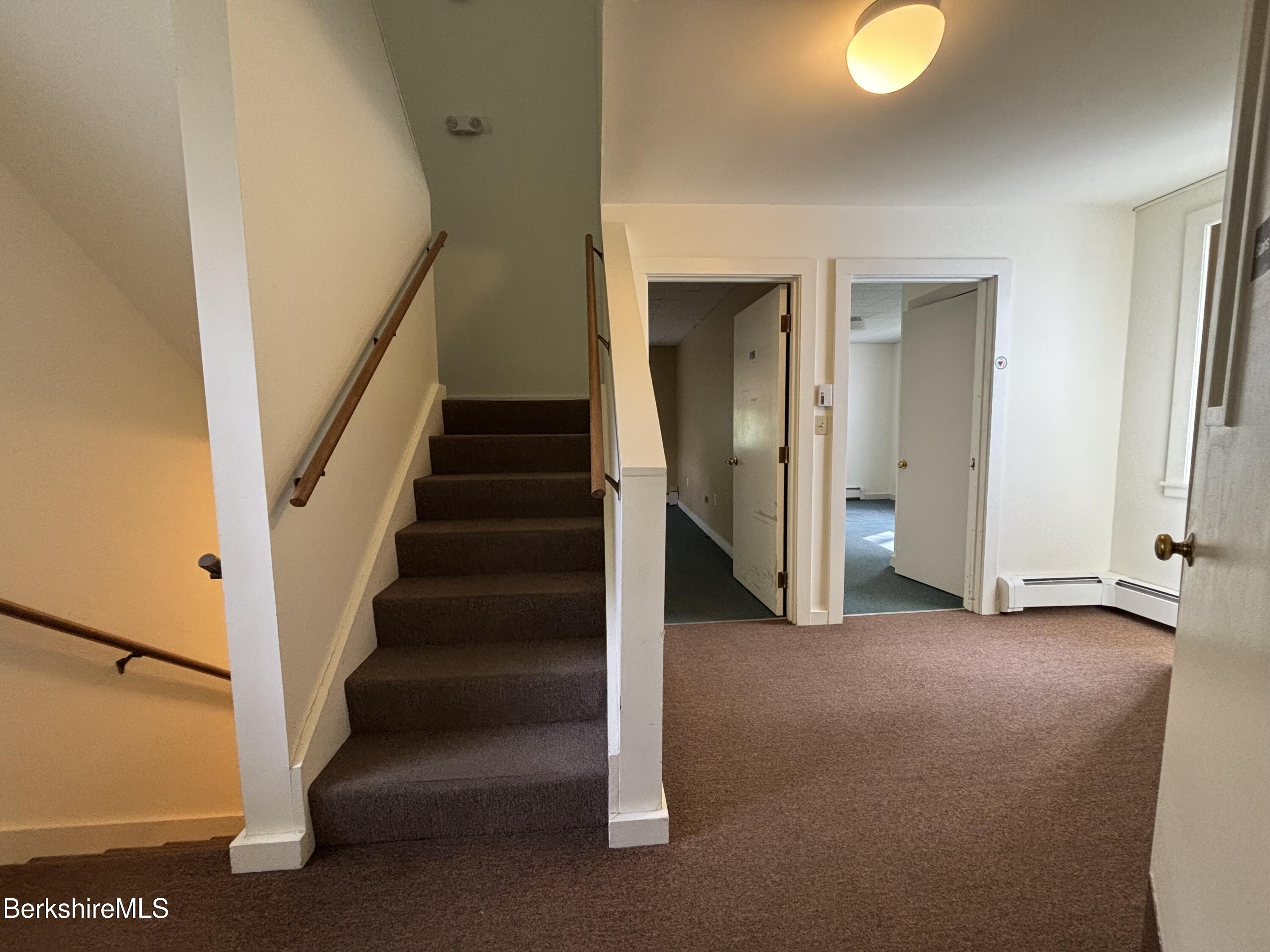 60 Cottage St