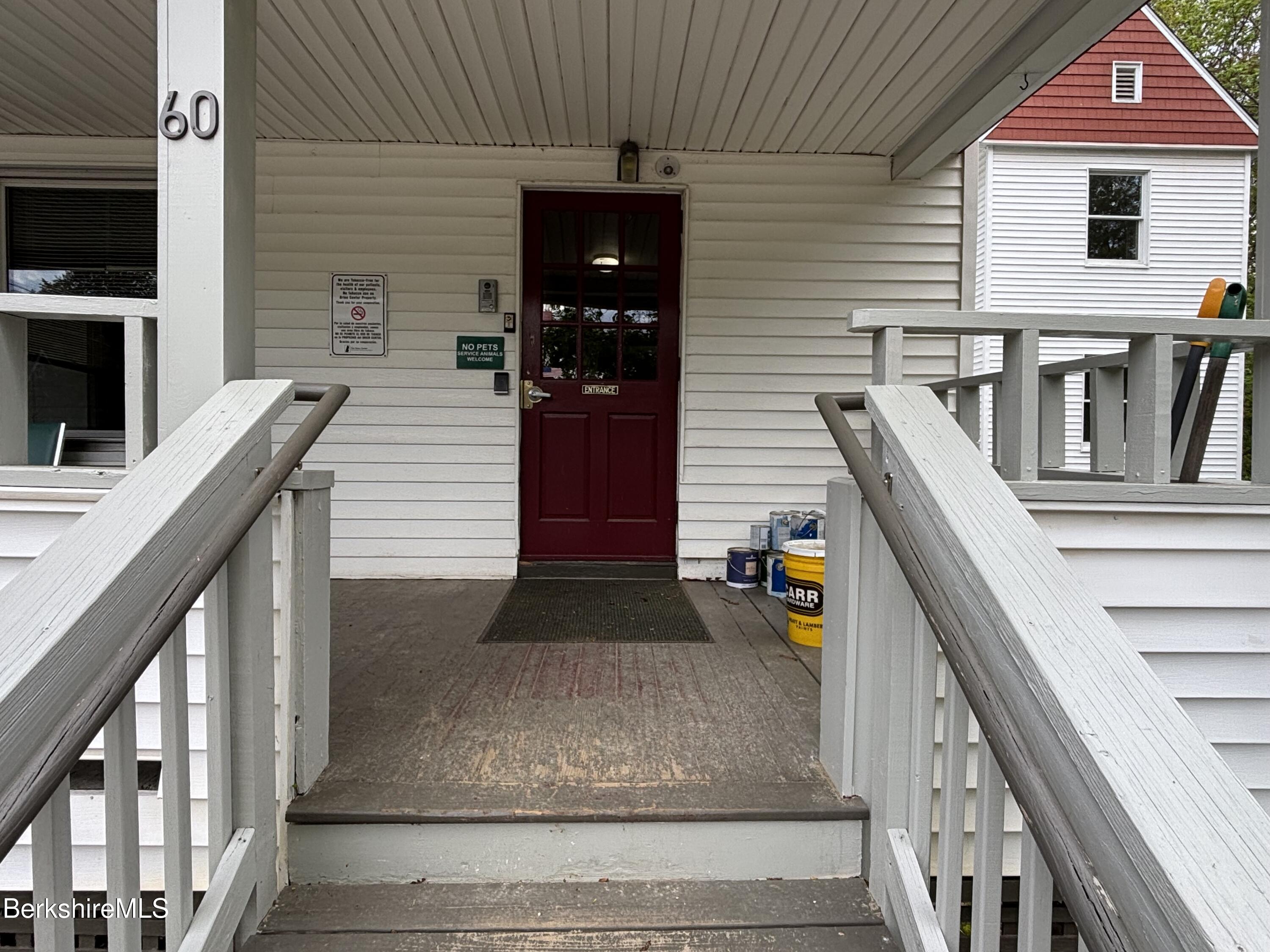 60 Cottage St