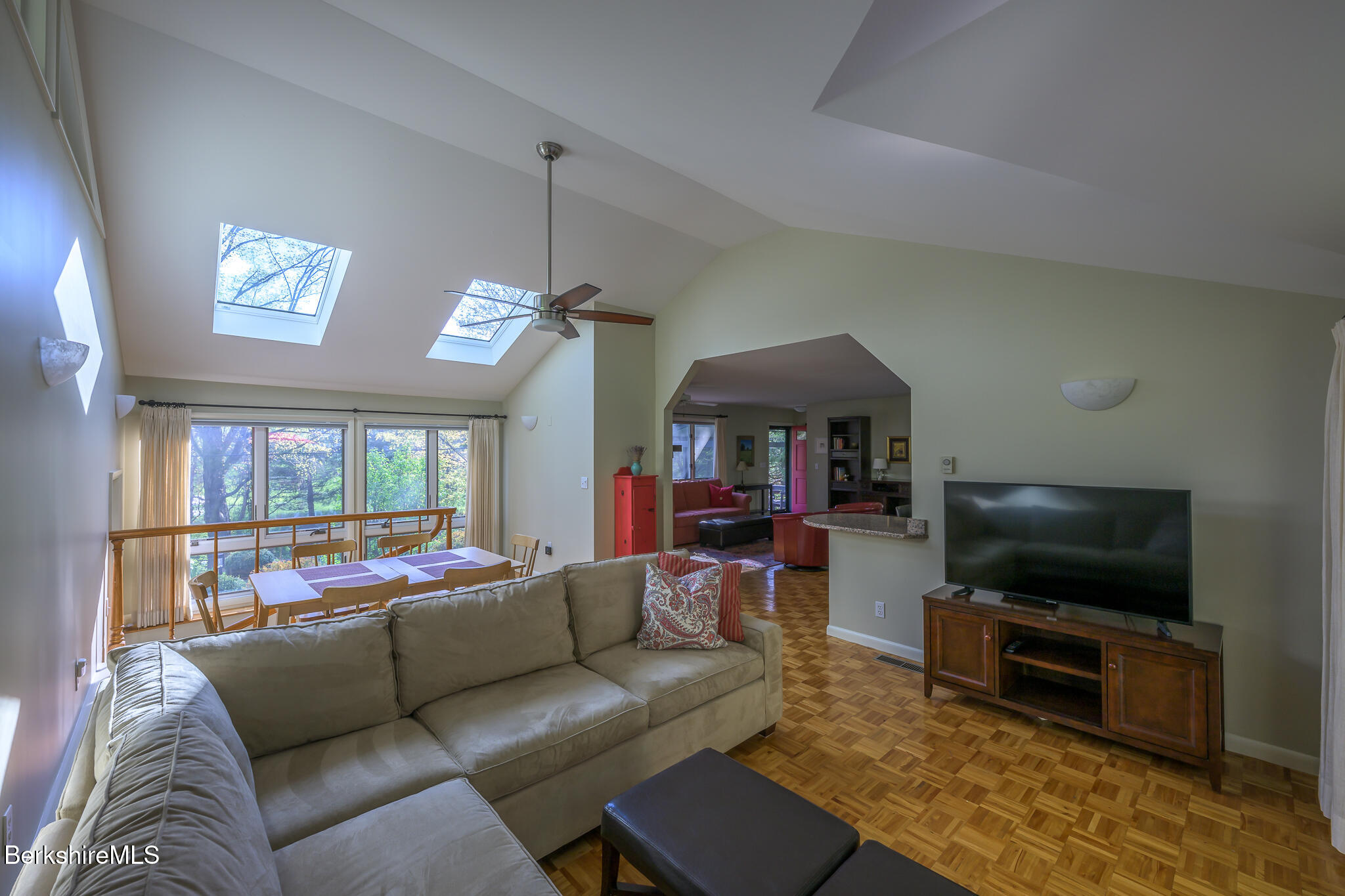709 New Concord Rd