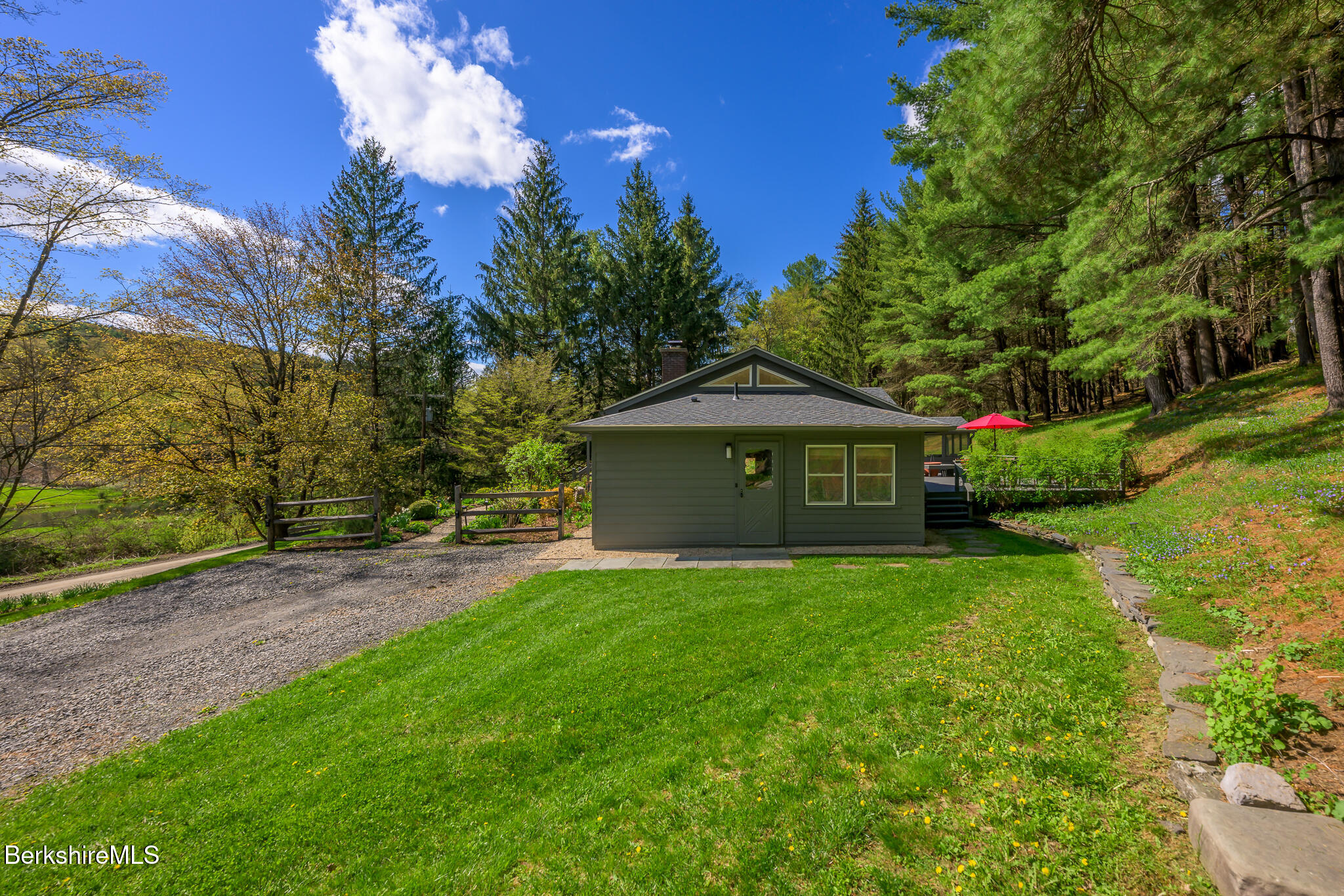 709 New Concord Rd