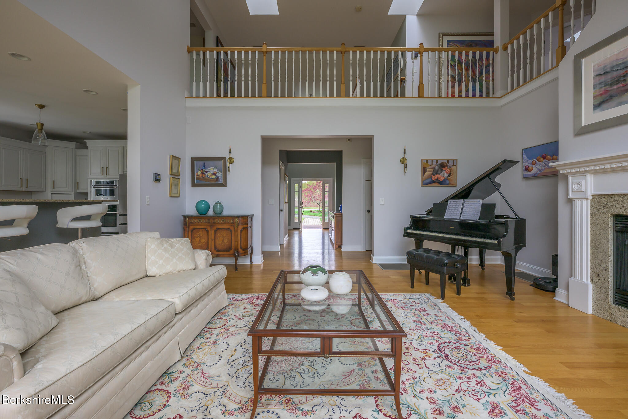 5 Silver Mine Ln