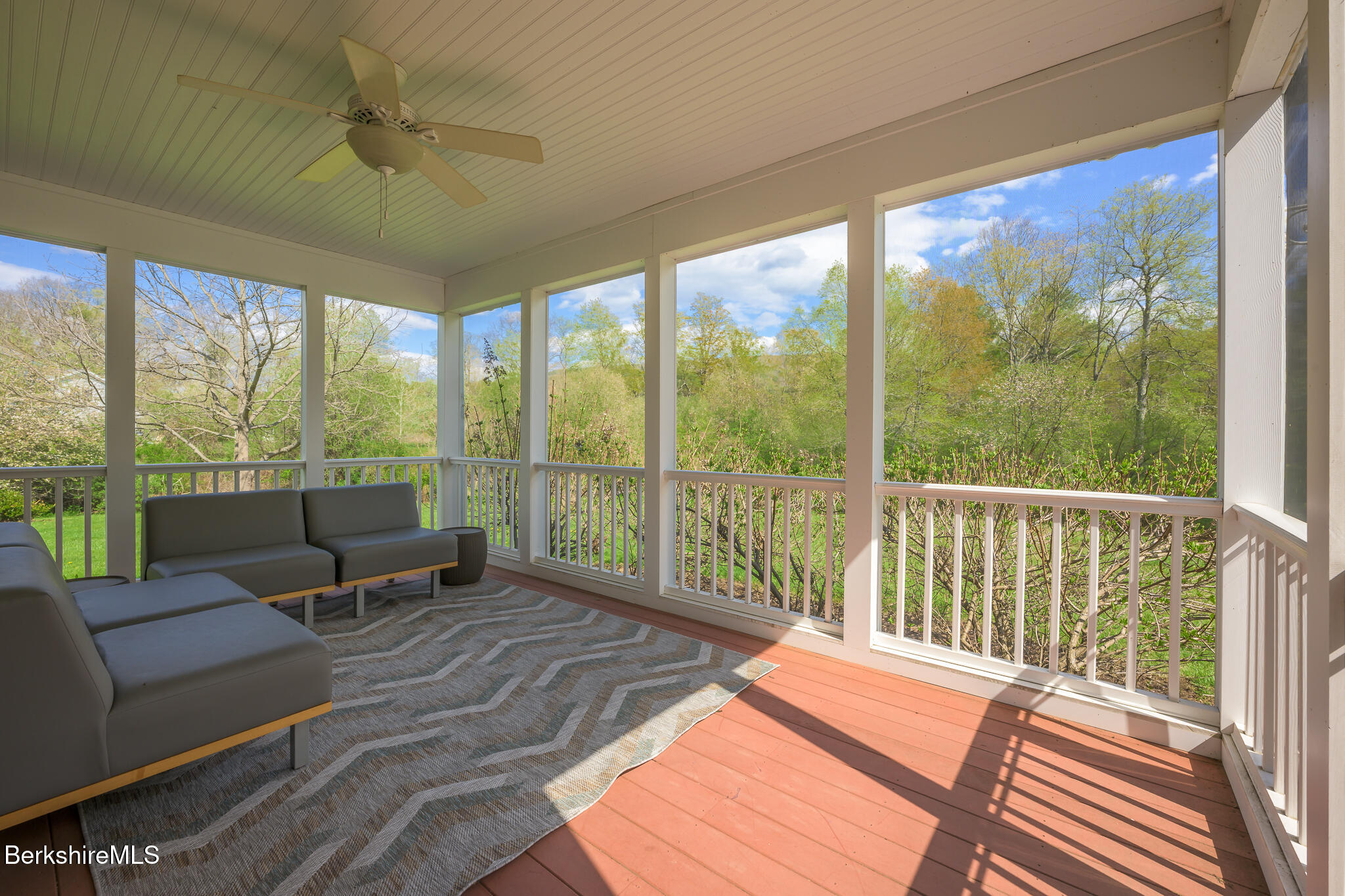 5 Silver Mine Ln