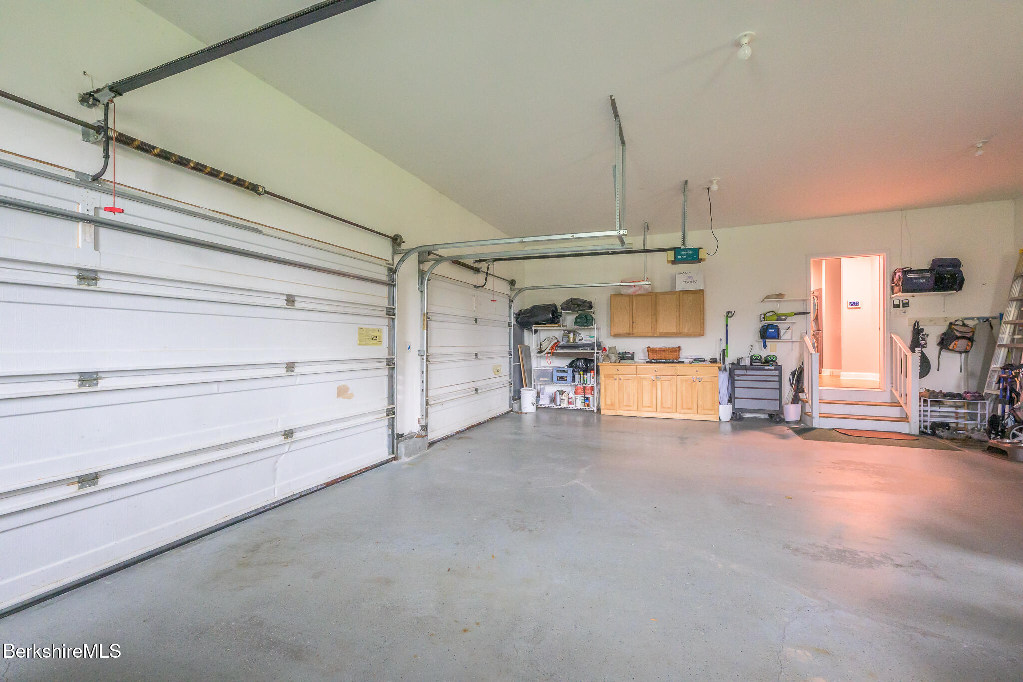 5 Silver Mine Ln