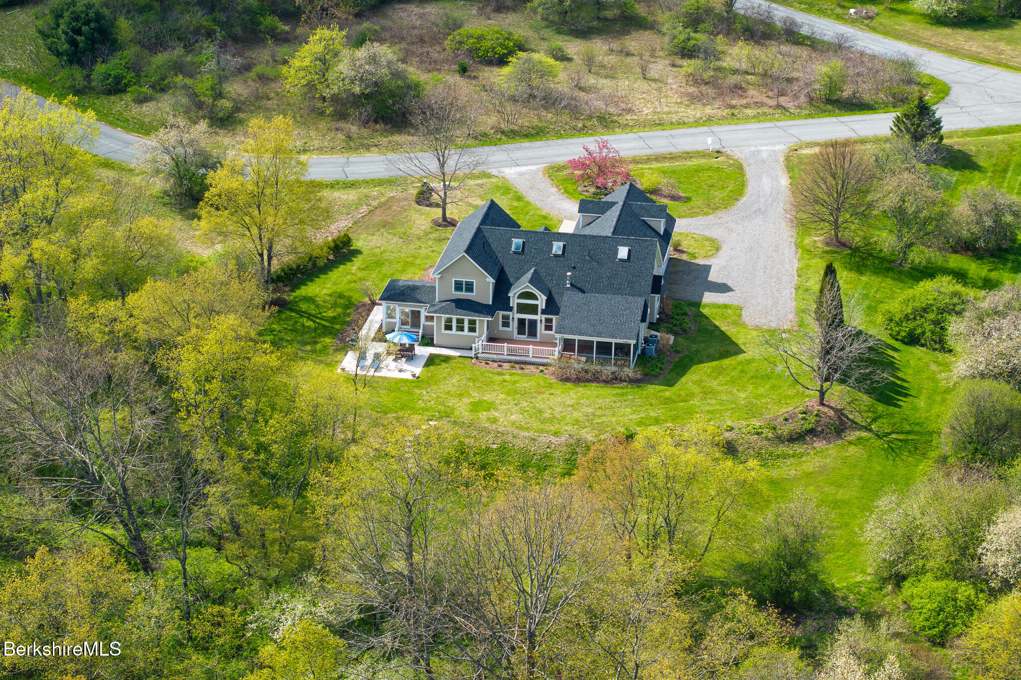 5 Silver Mine Ln
