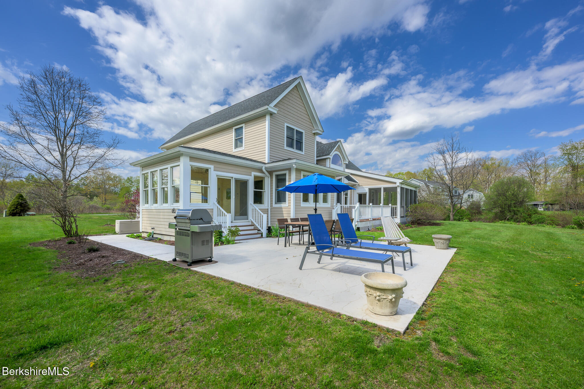 5 Silver Mine Ln