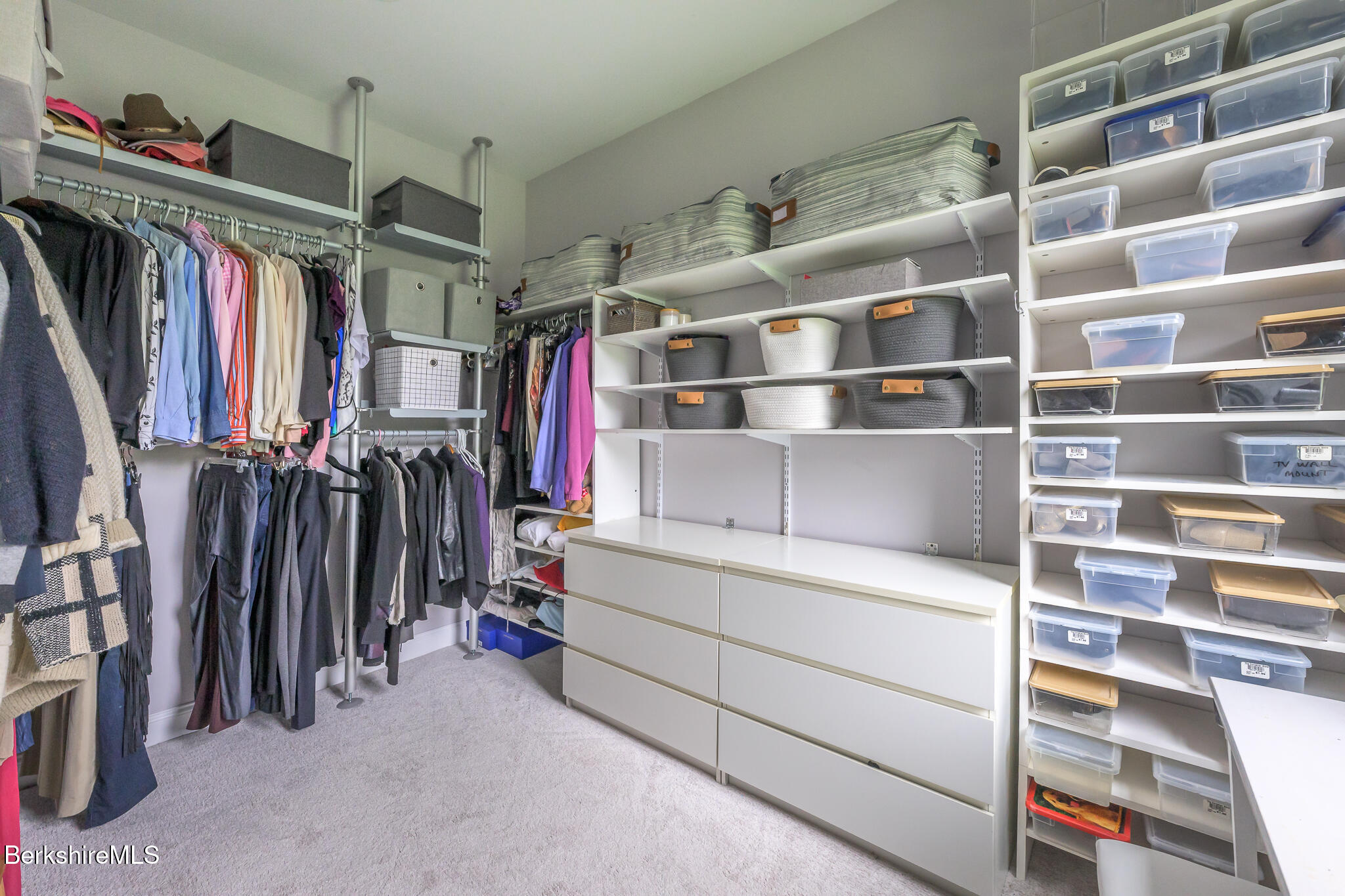 5 Silver Mine Ln