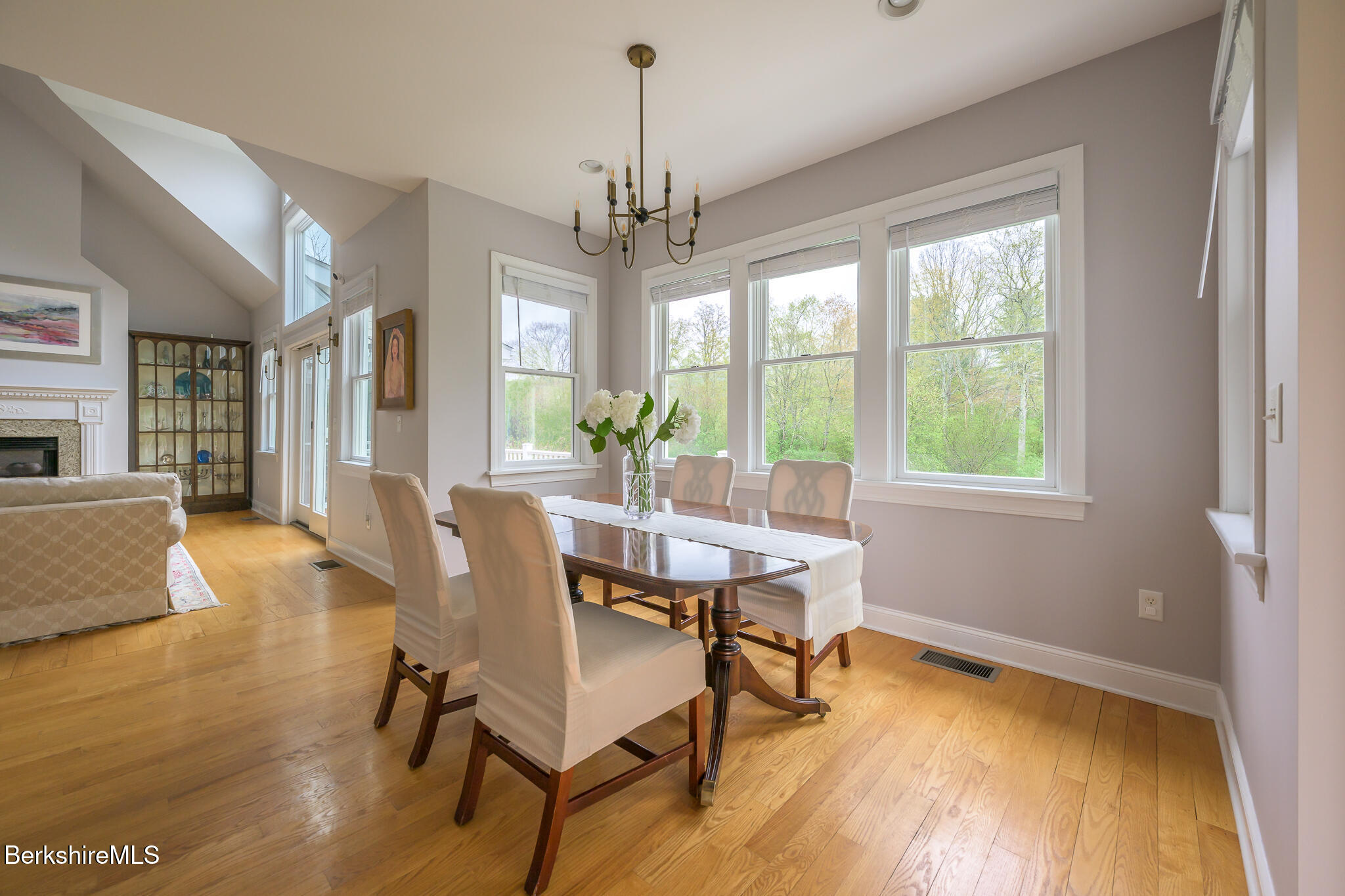 5 Silver Mine Ln