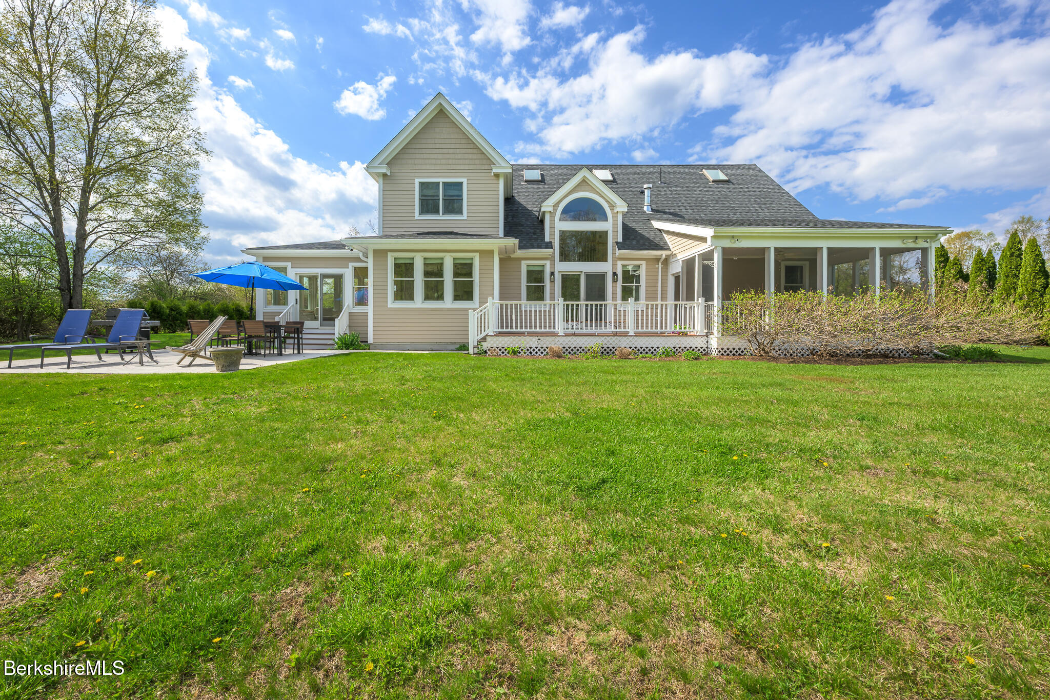 5 Silver Mine Ln