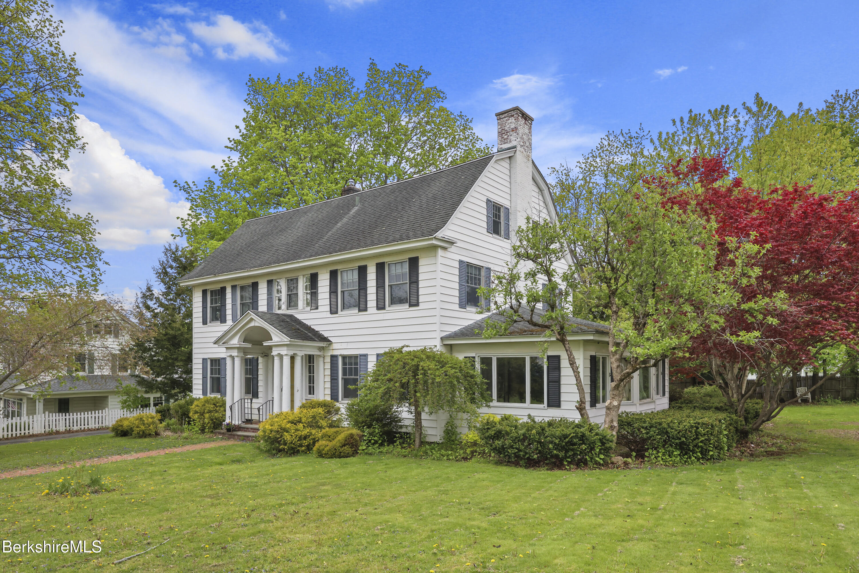 15 Kenilworth St