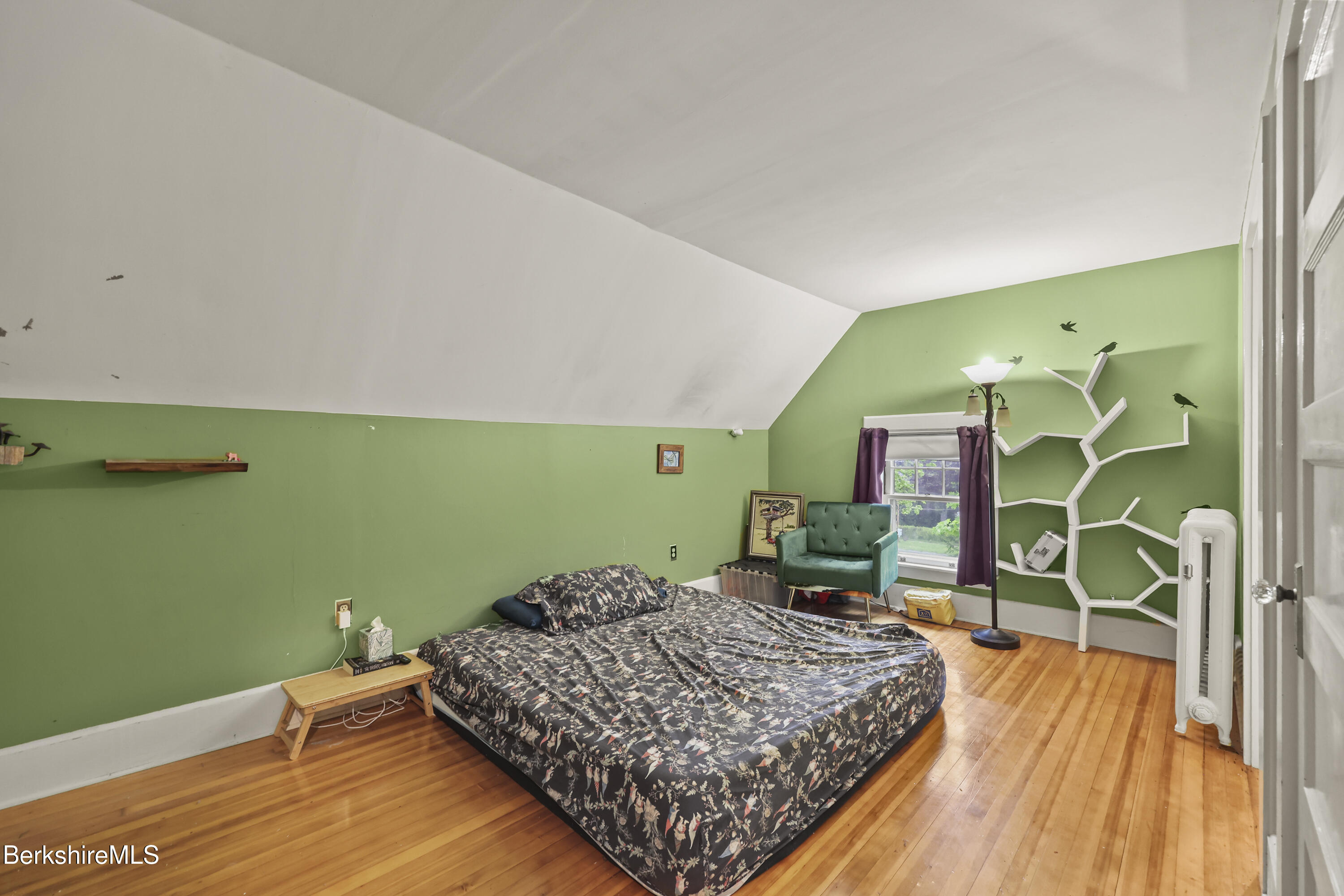 15 Kenilworth St