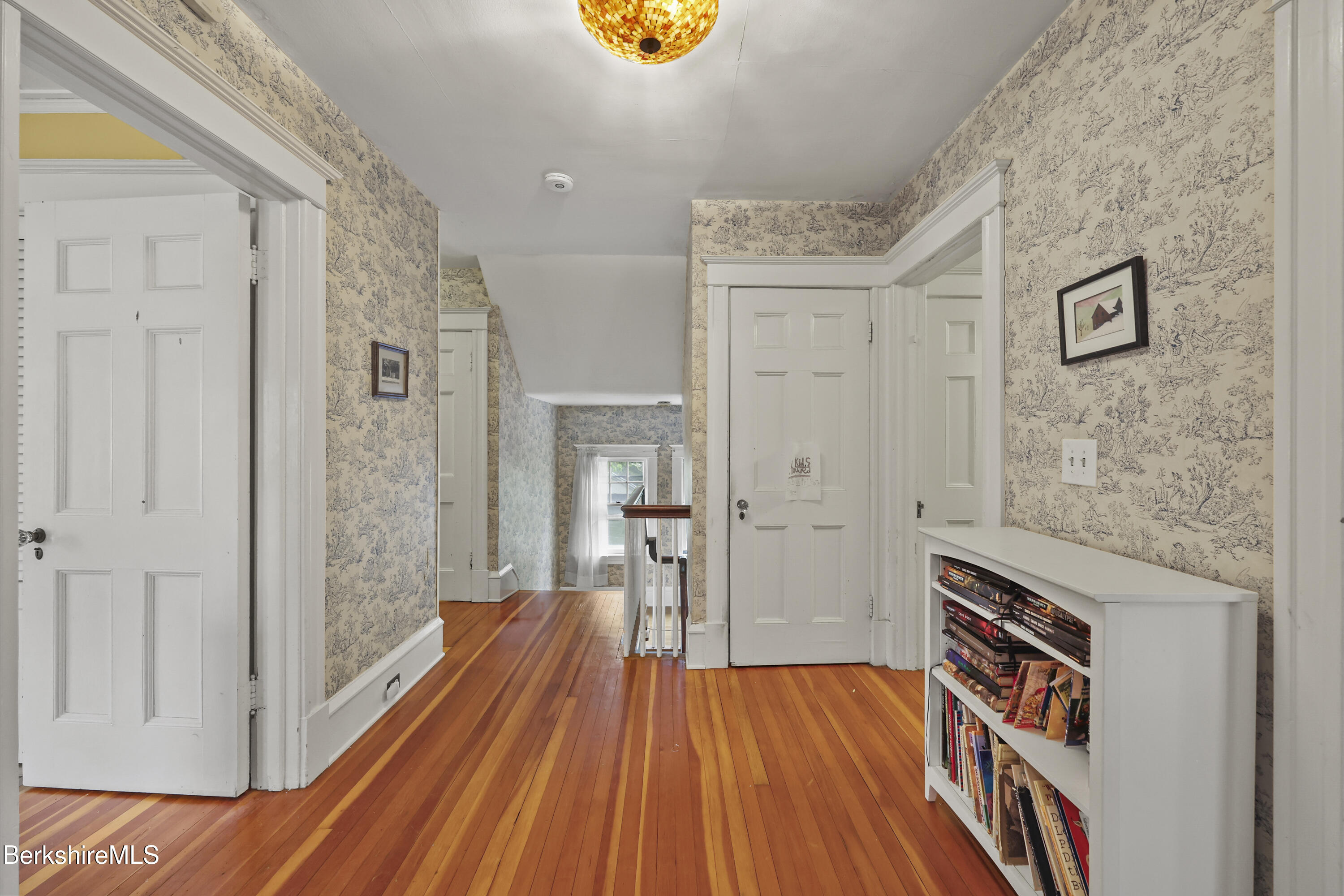 15 Kenilworth St