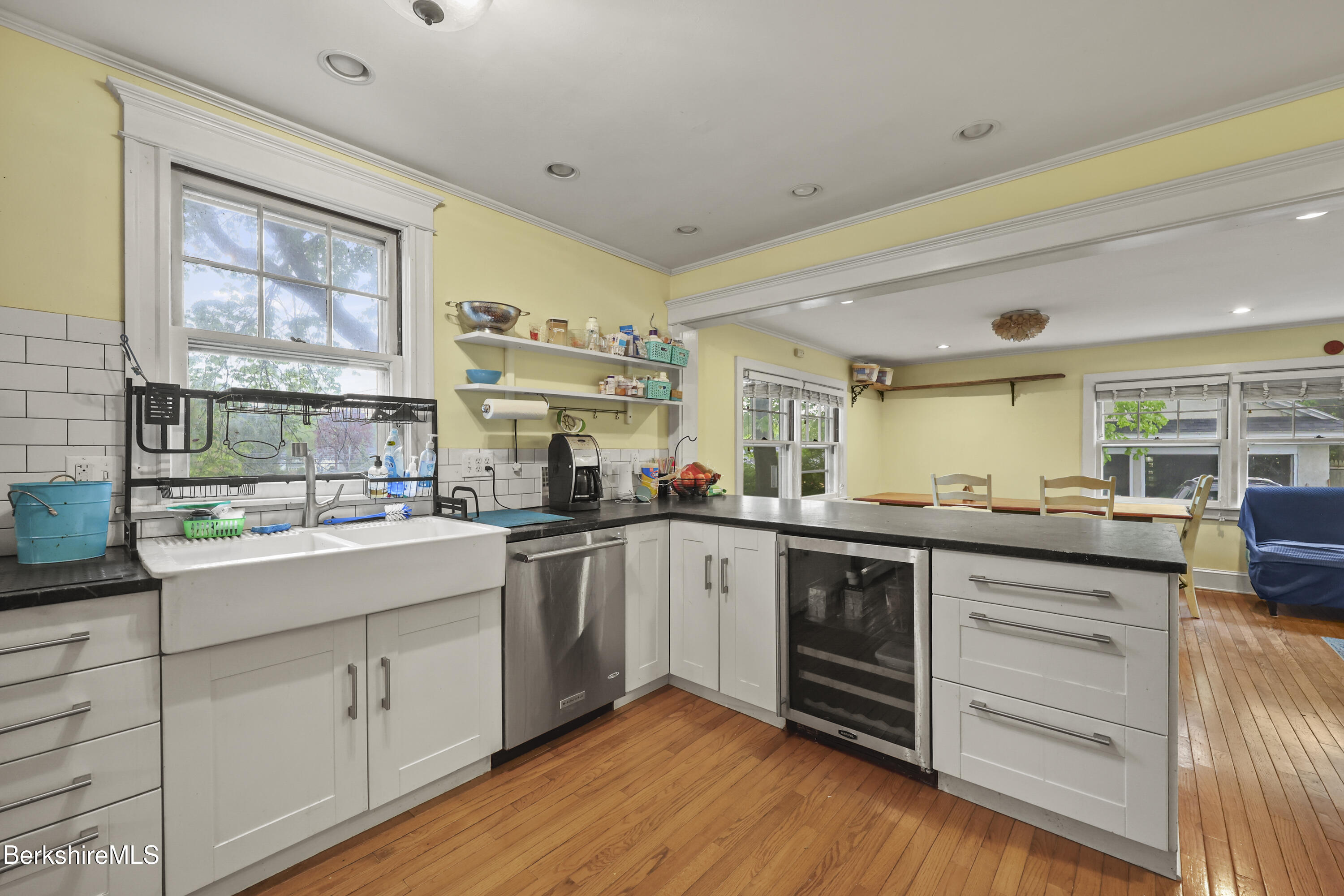 15 Kenilworth St