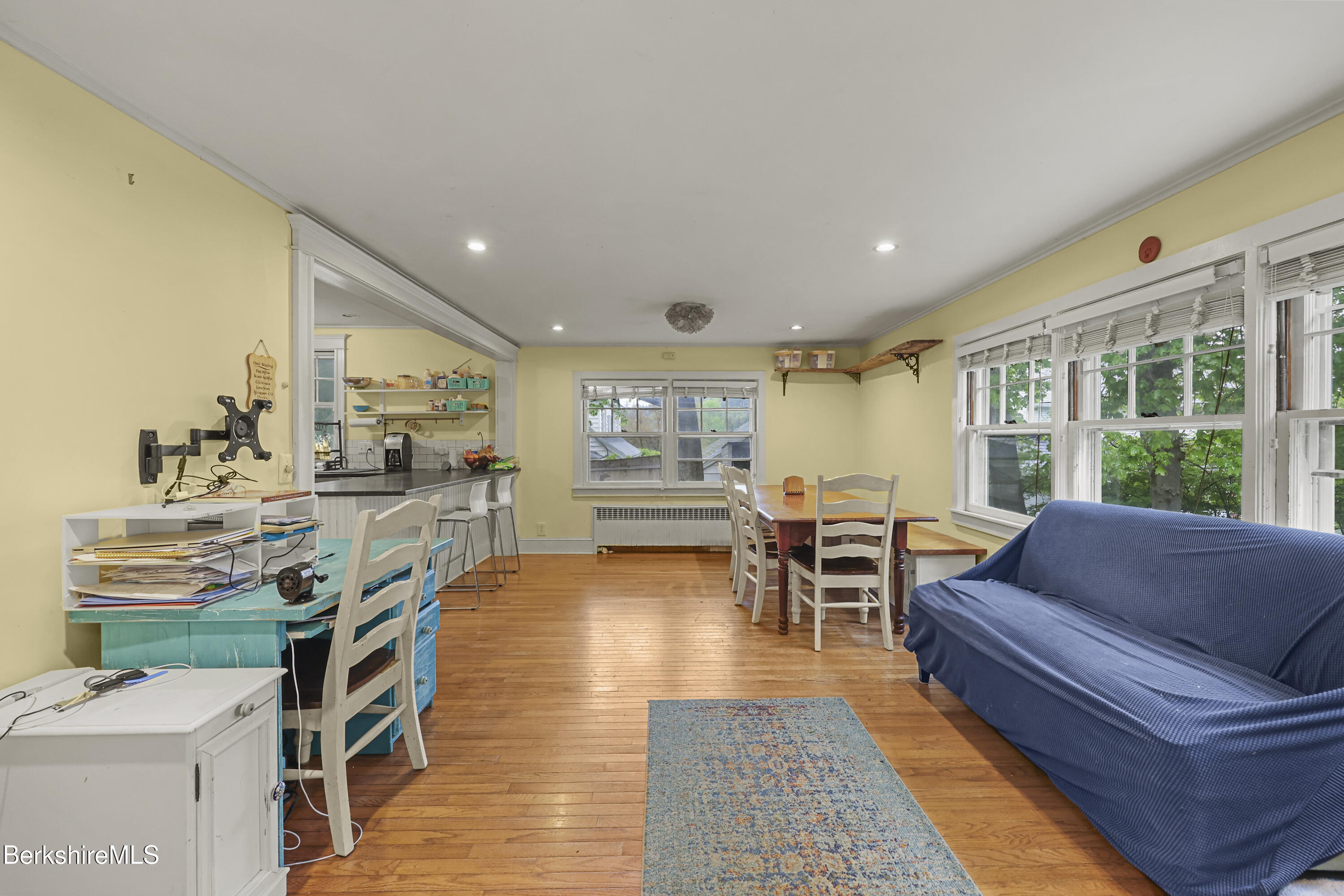 15 Kenilworth St