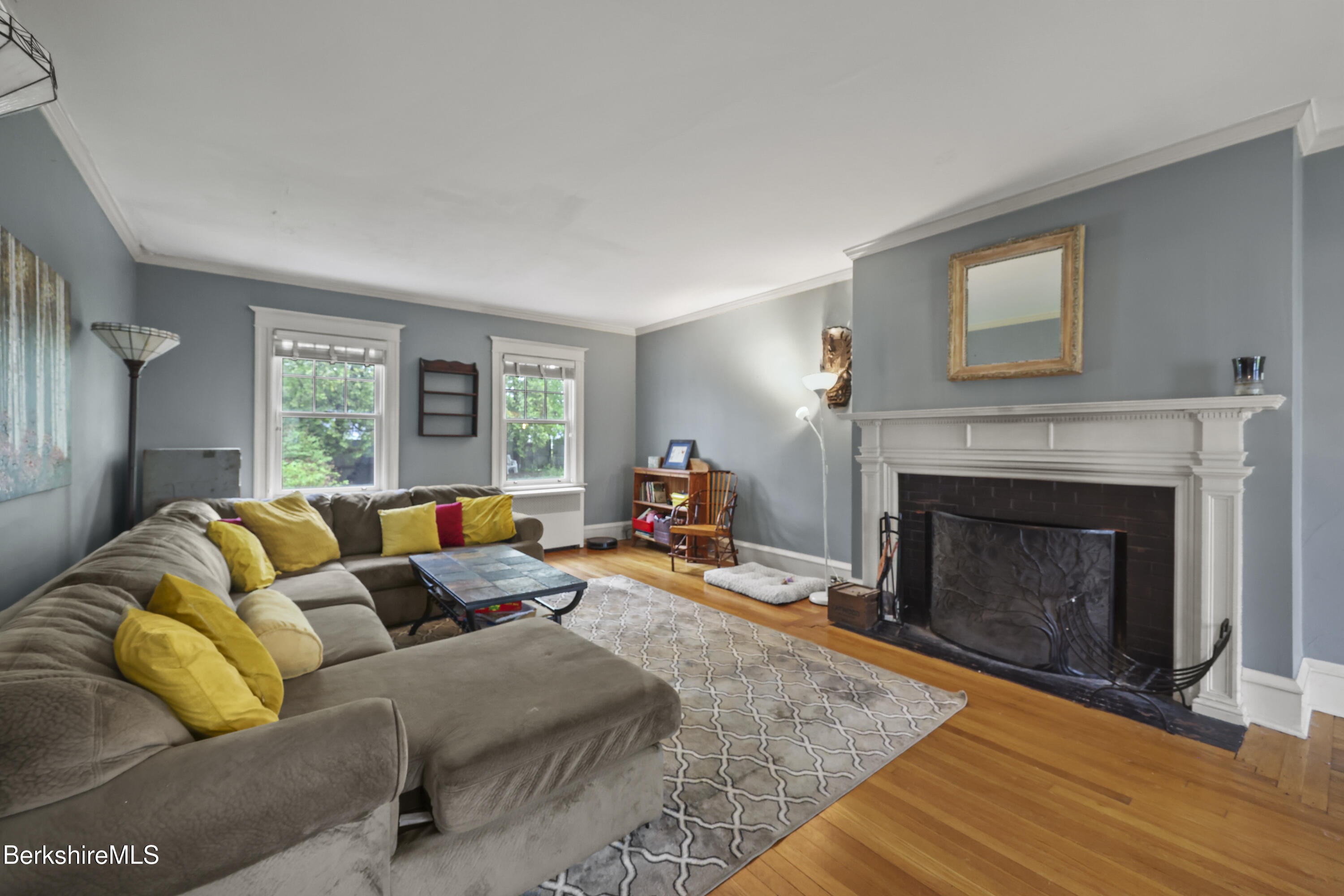 15 Kenilworth St