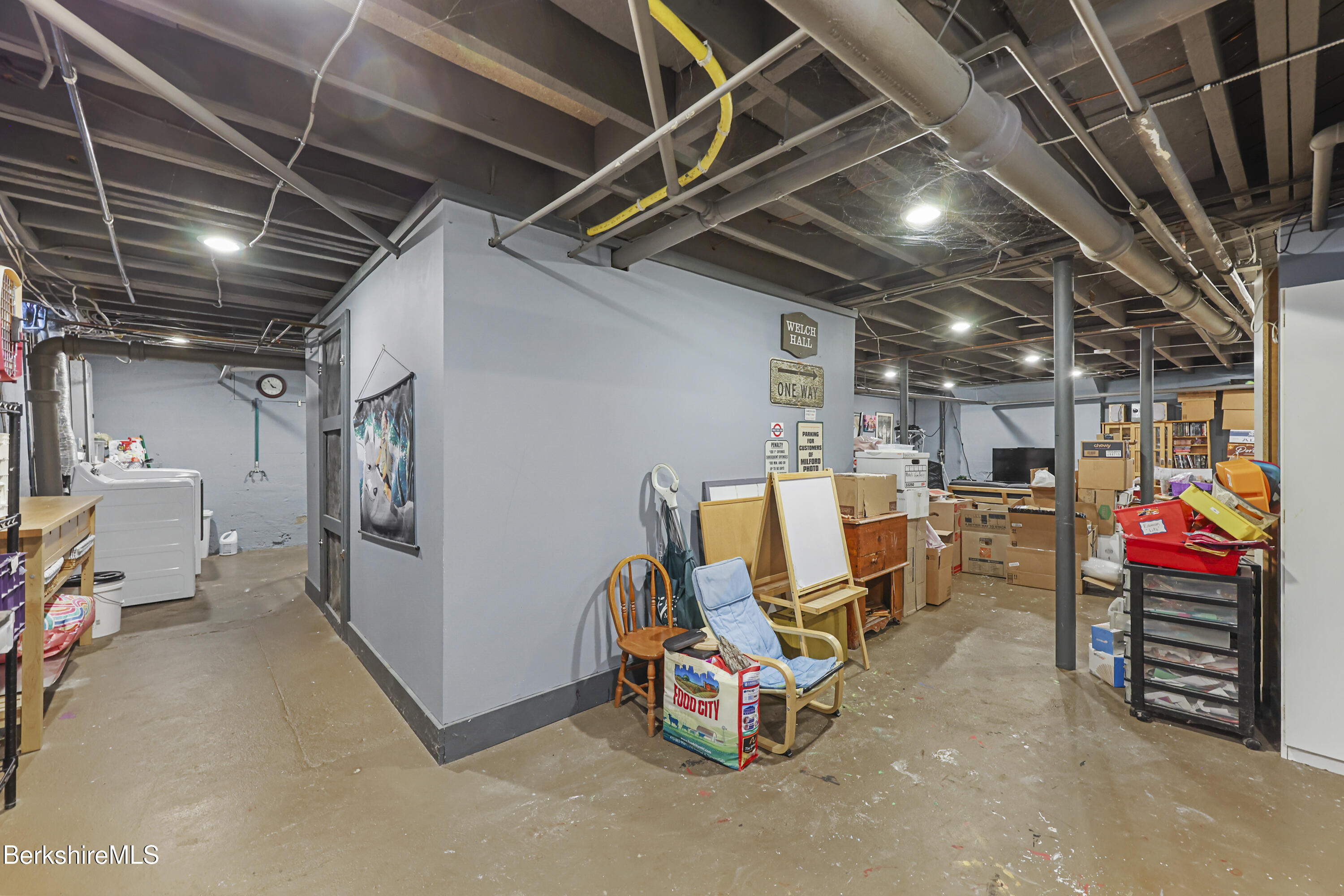 15 Kenilworth St