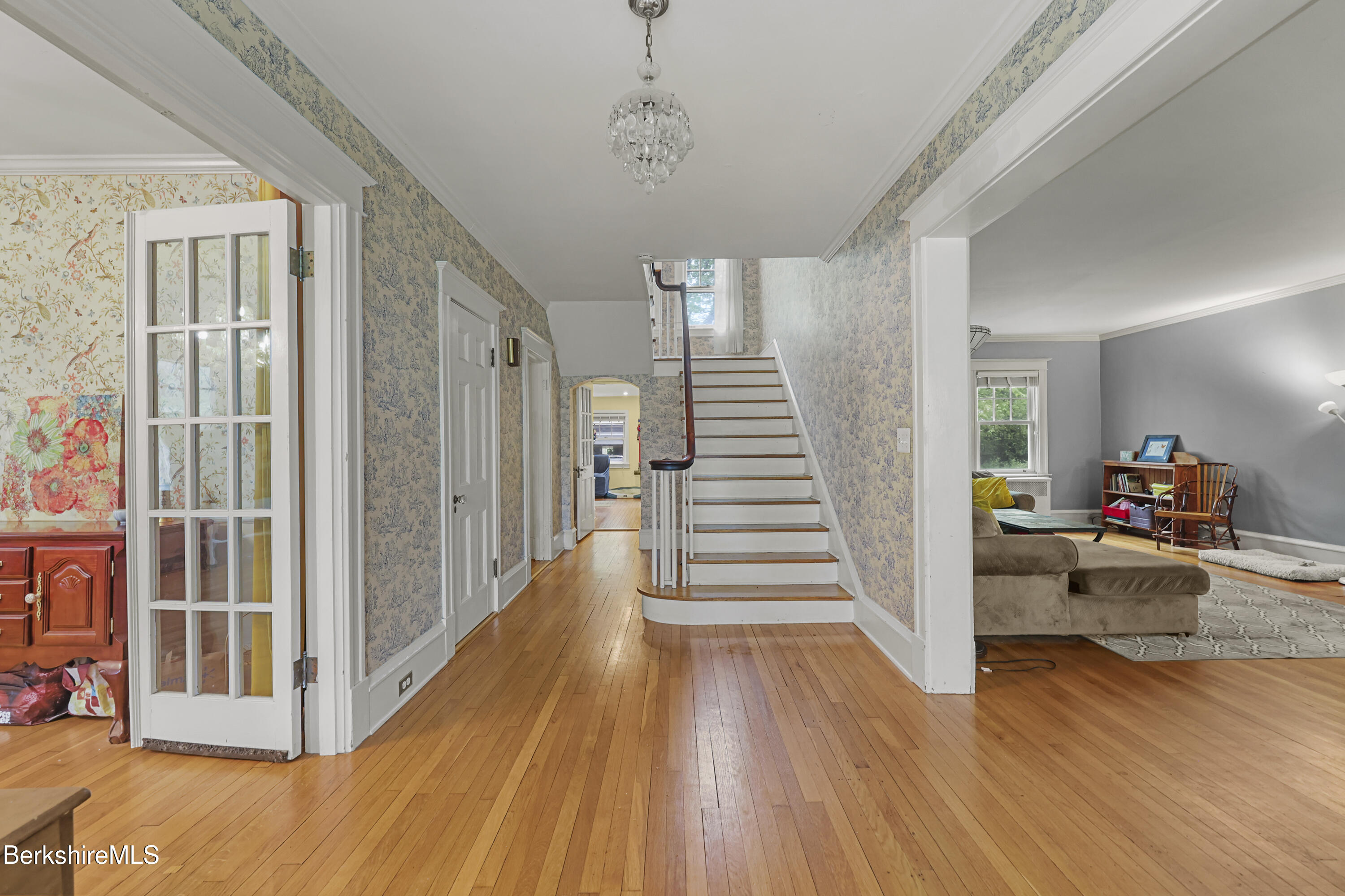 15 Kenilworth St