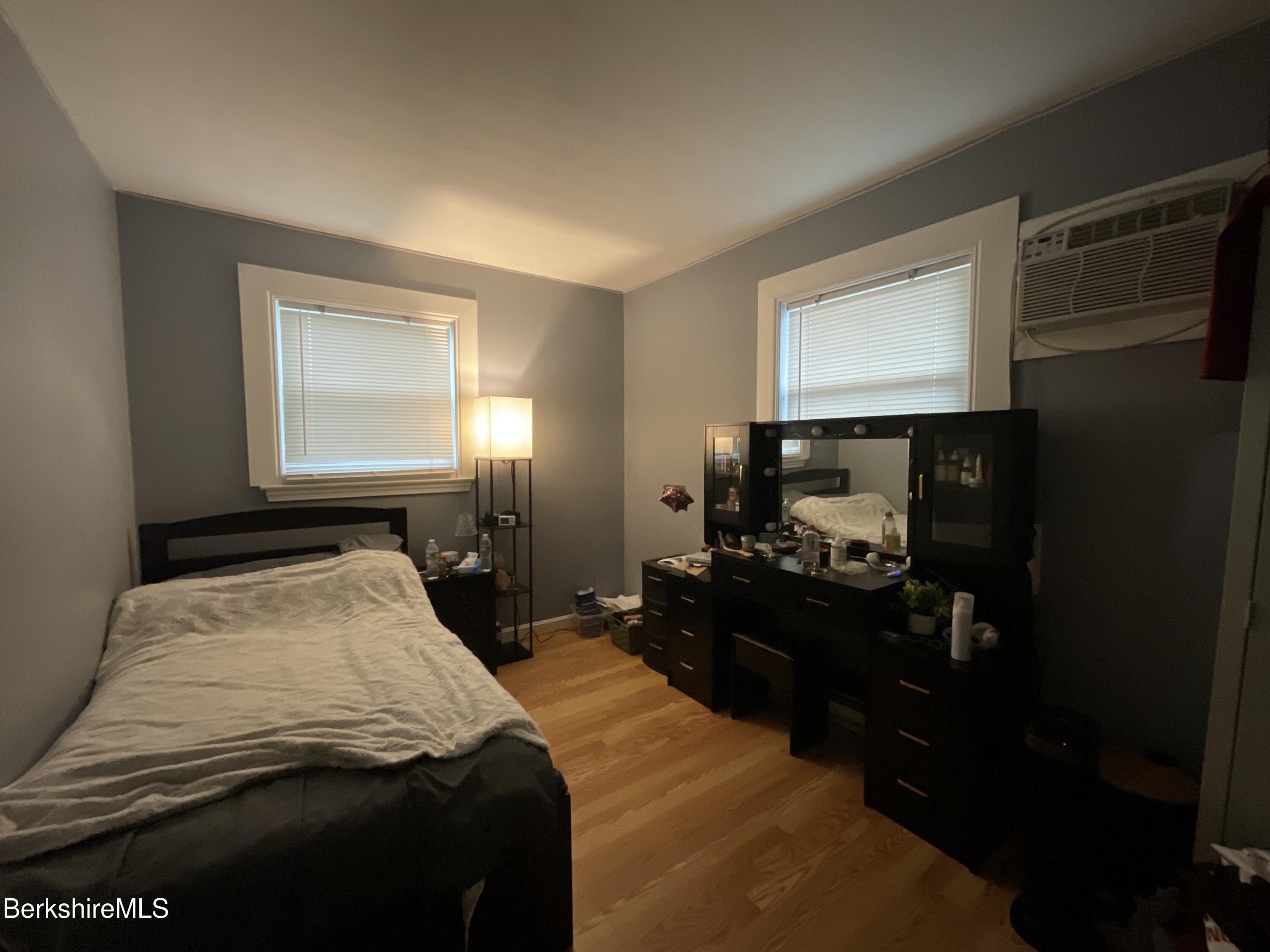 42 Stockbridge Rd