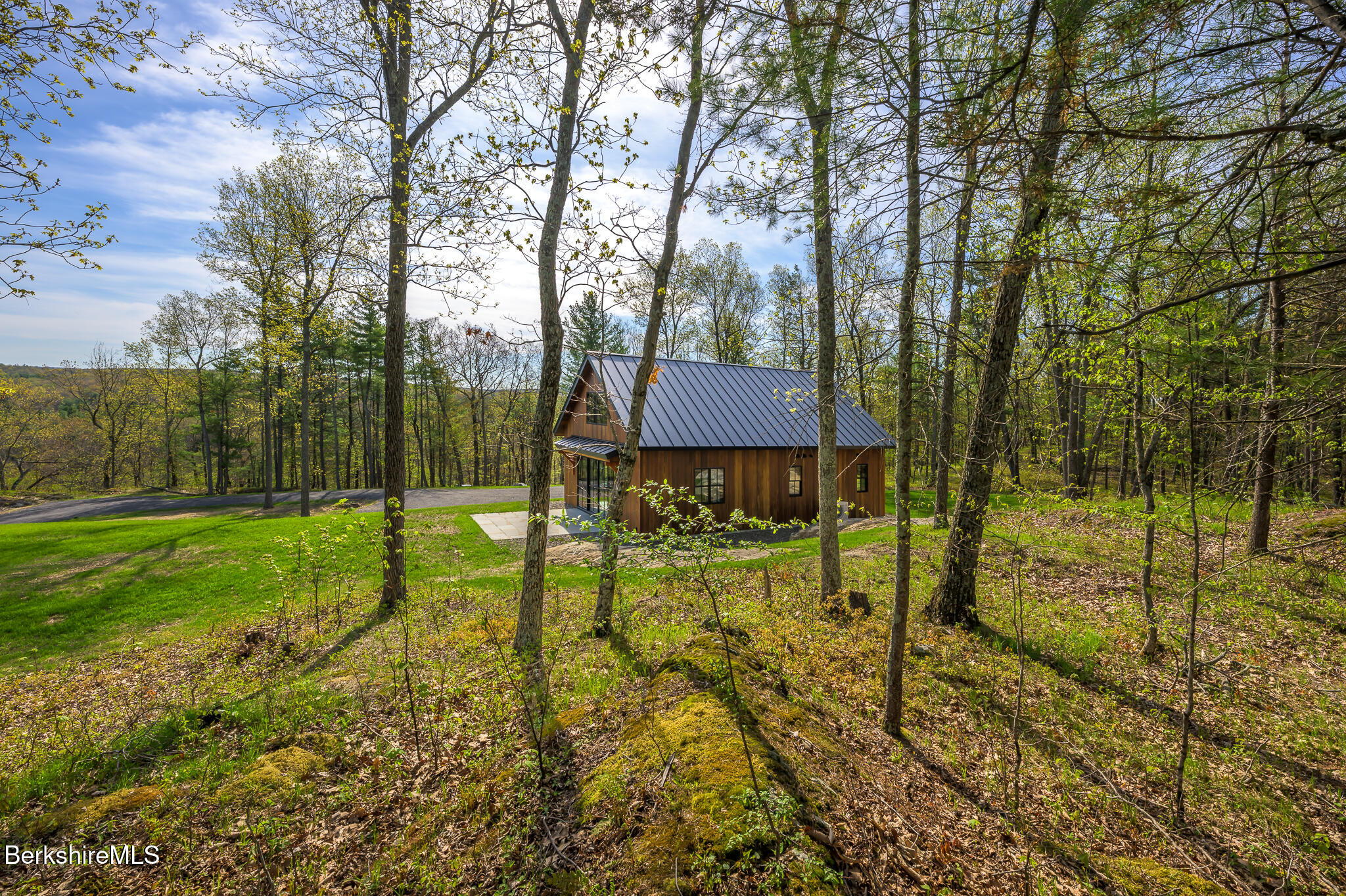 1167 Harlemville Rd