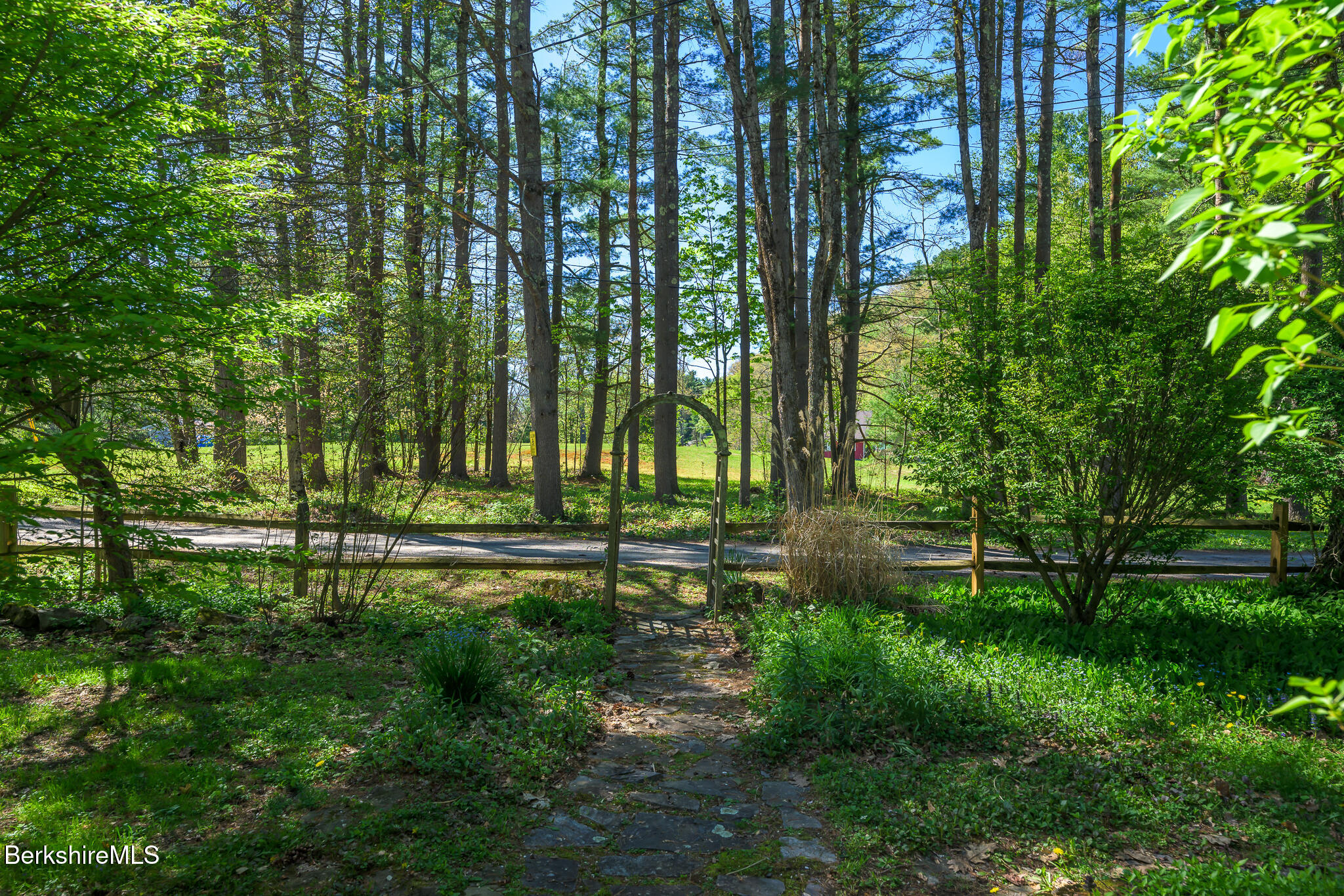 34 Queechy Shores Beach Rd