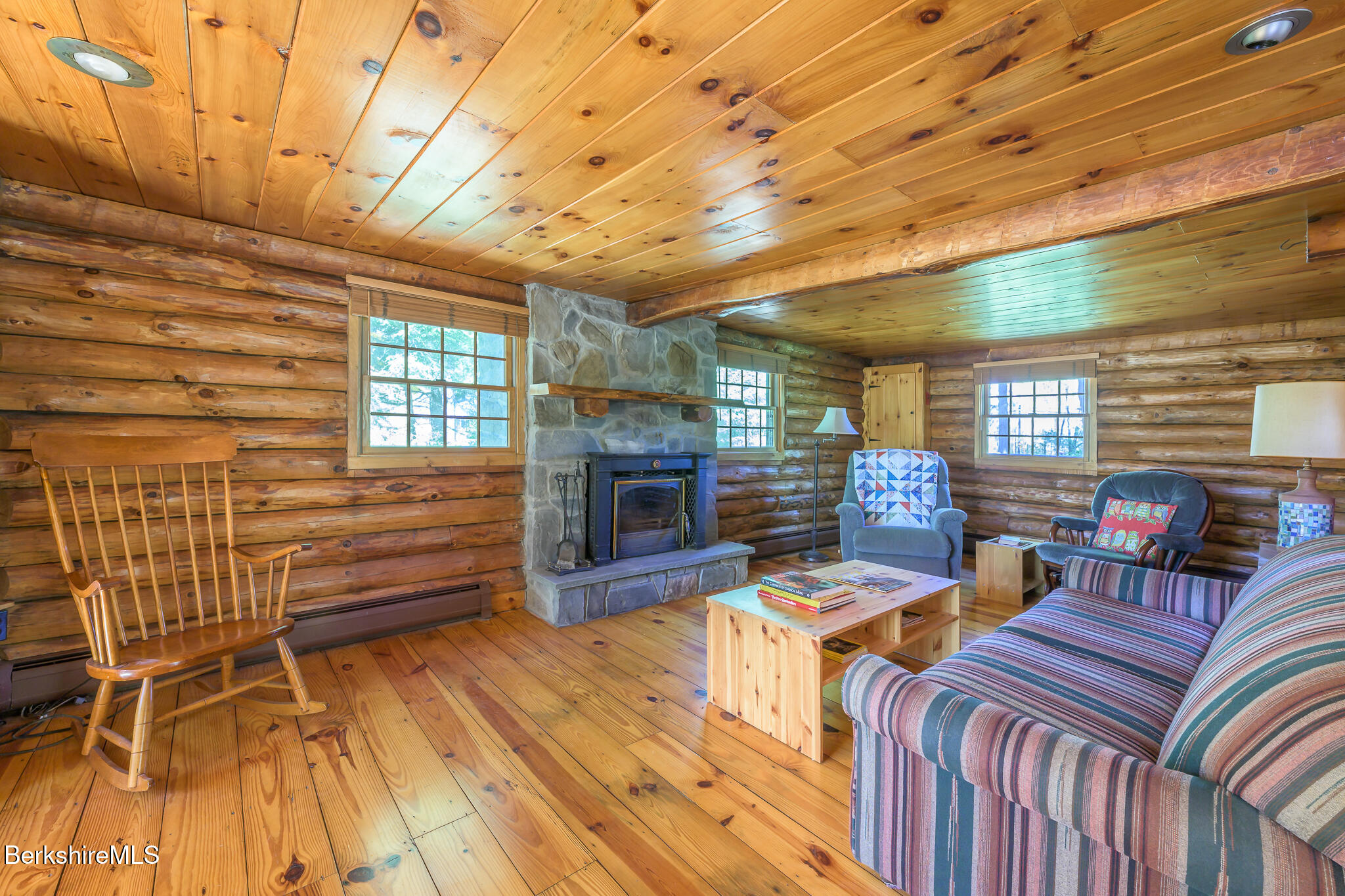 34 Queechy Shores Beach Rd