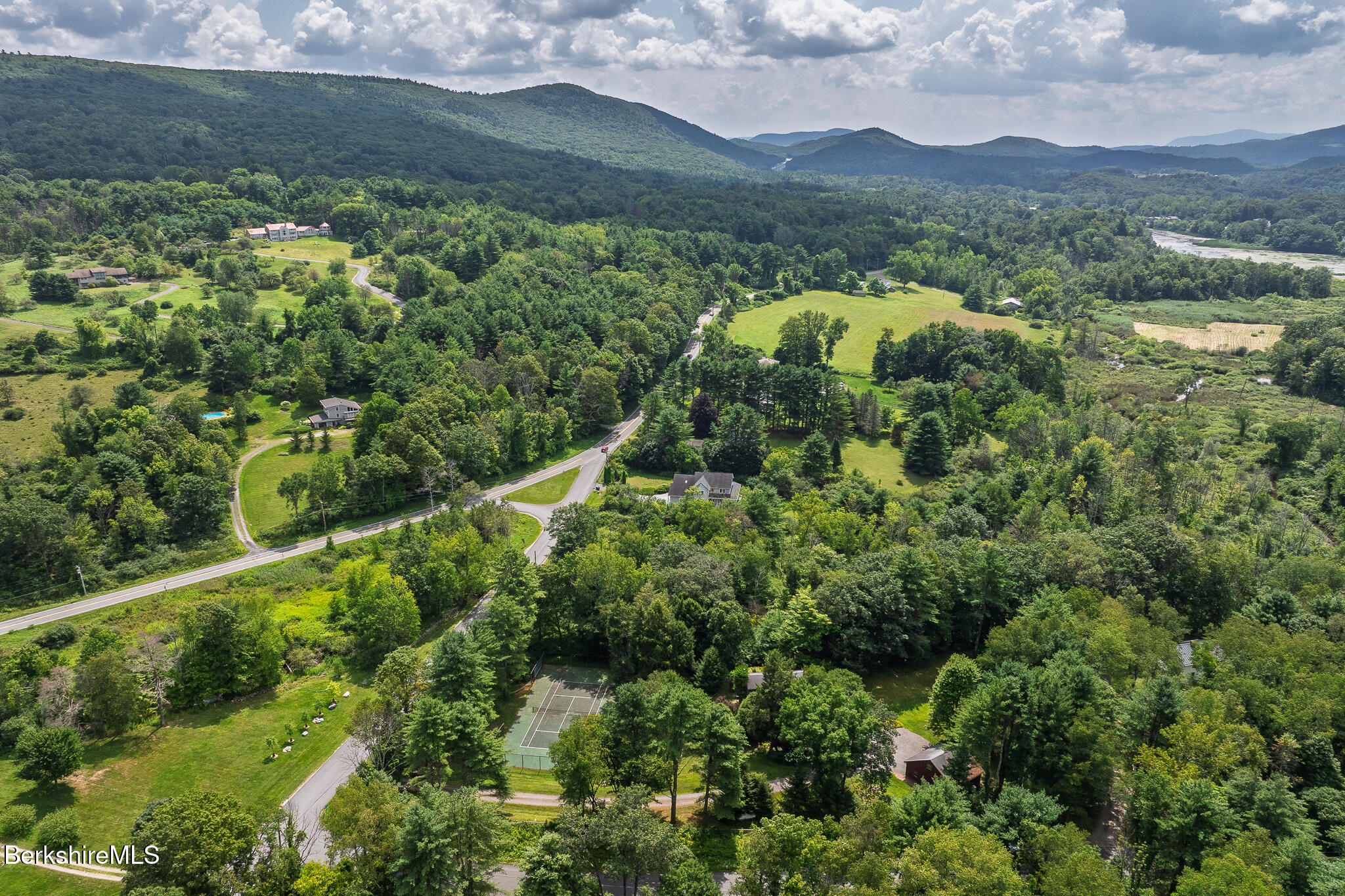 3 Cone Hill Rd
