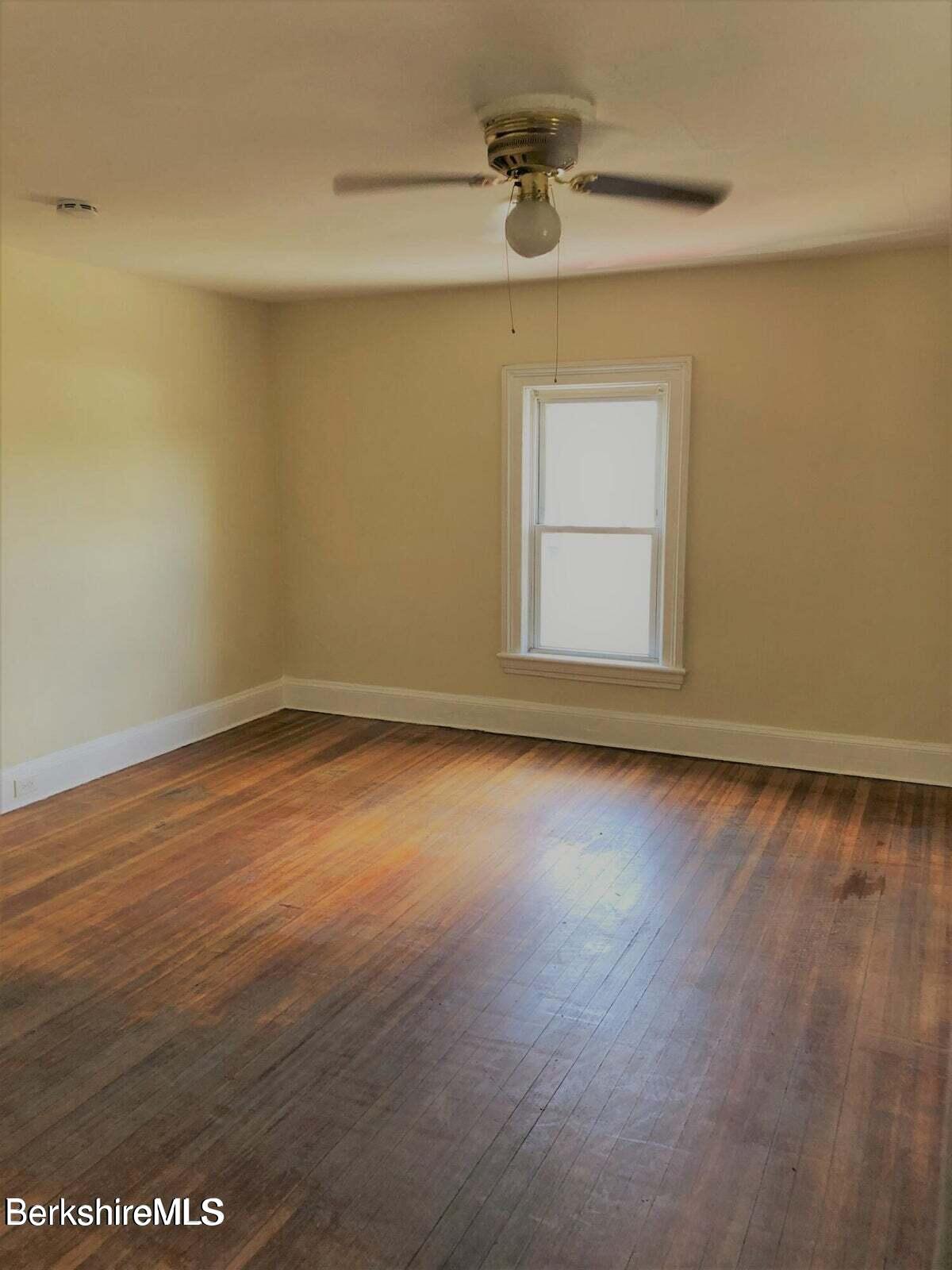 29 Linden St
