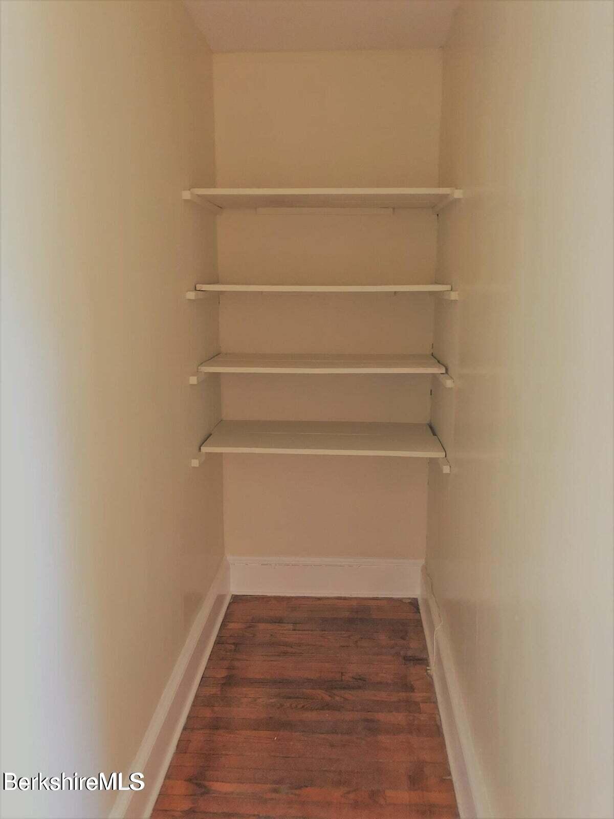 29 Linden St