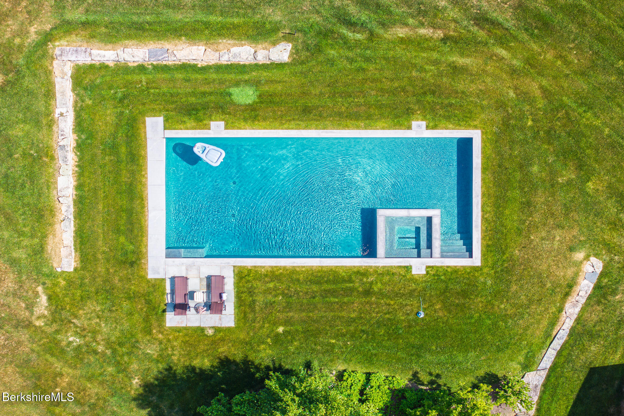 161 Beartown Mountain Rd