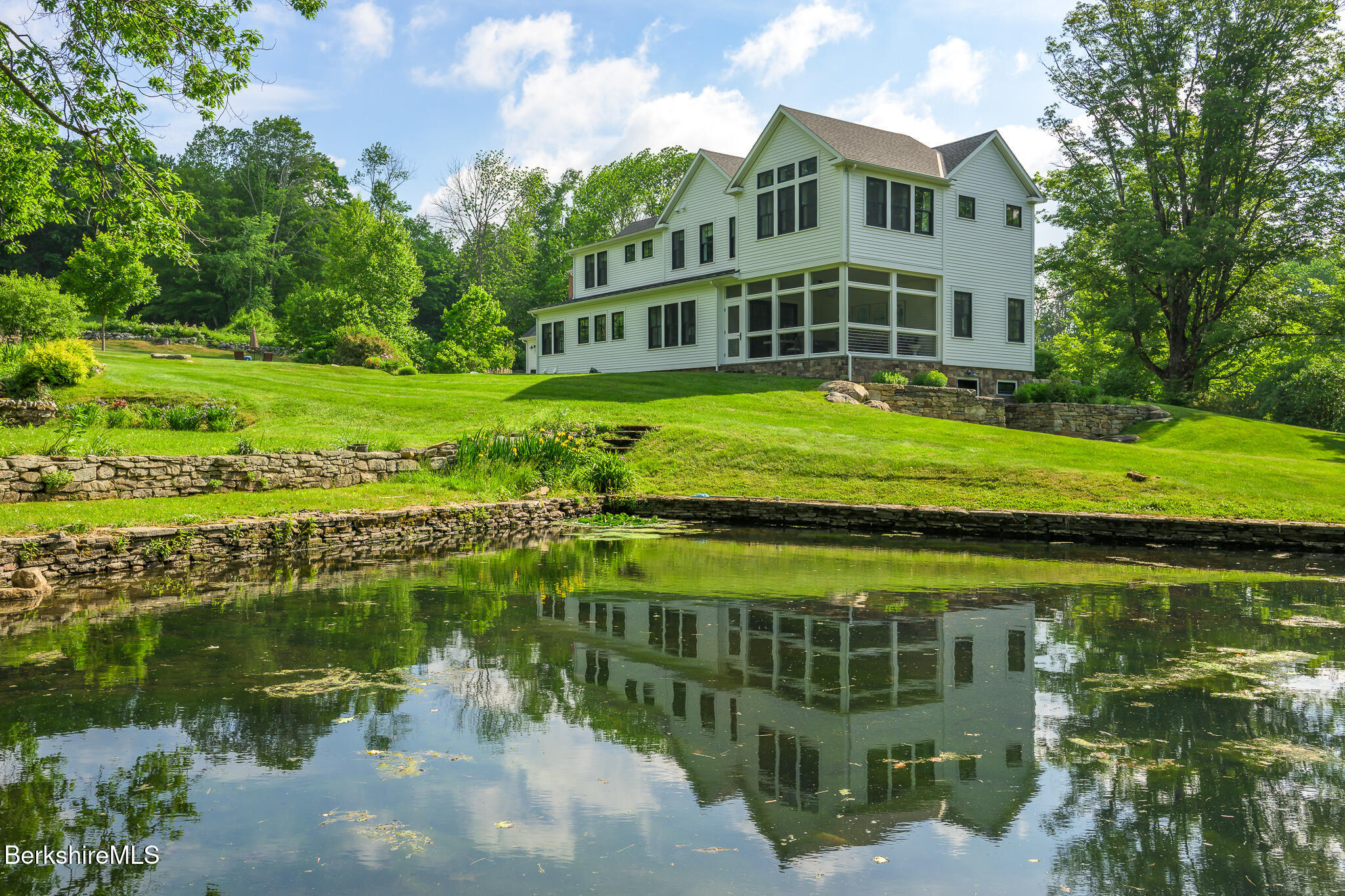 161 Beartown Mountain Rd