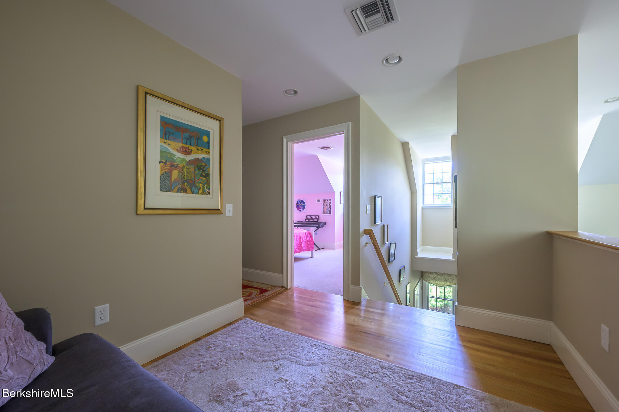5 Stoneledge Rd