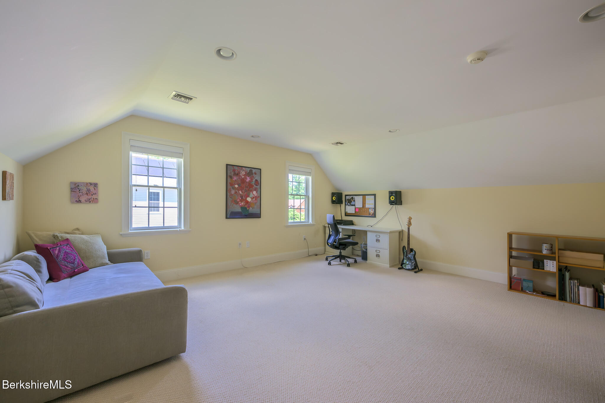 5 Stoneledge Rd