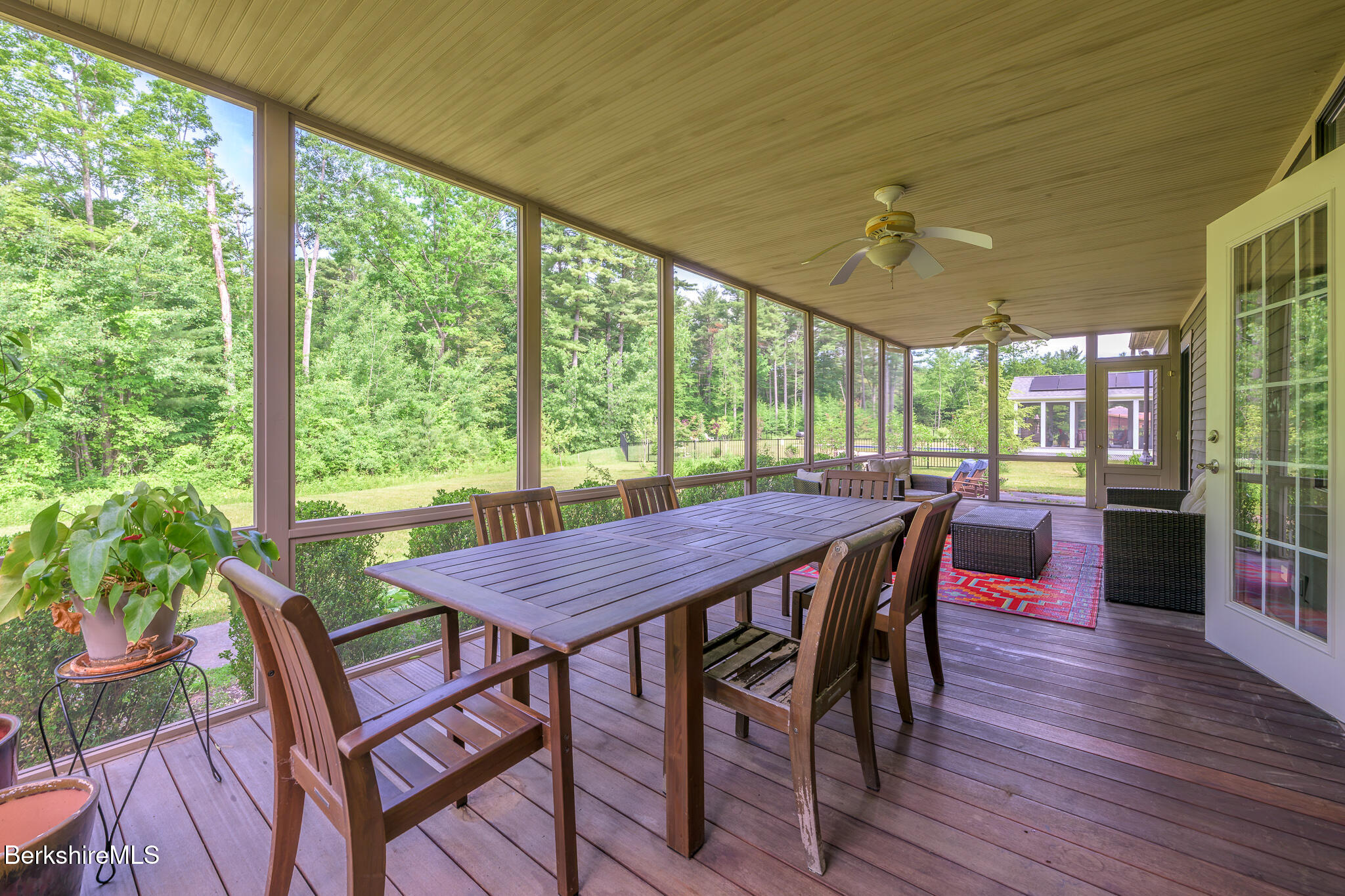 5 Stoneledge Rd