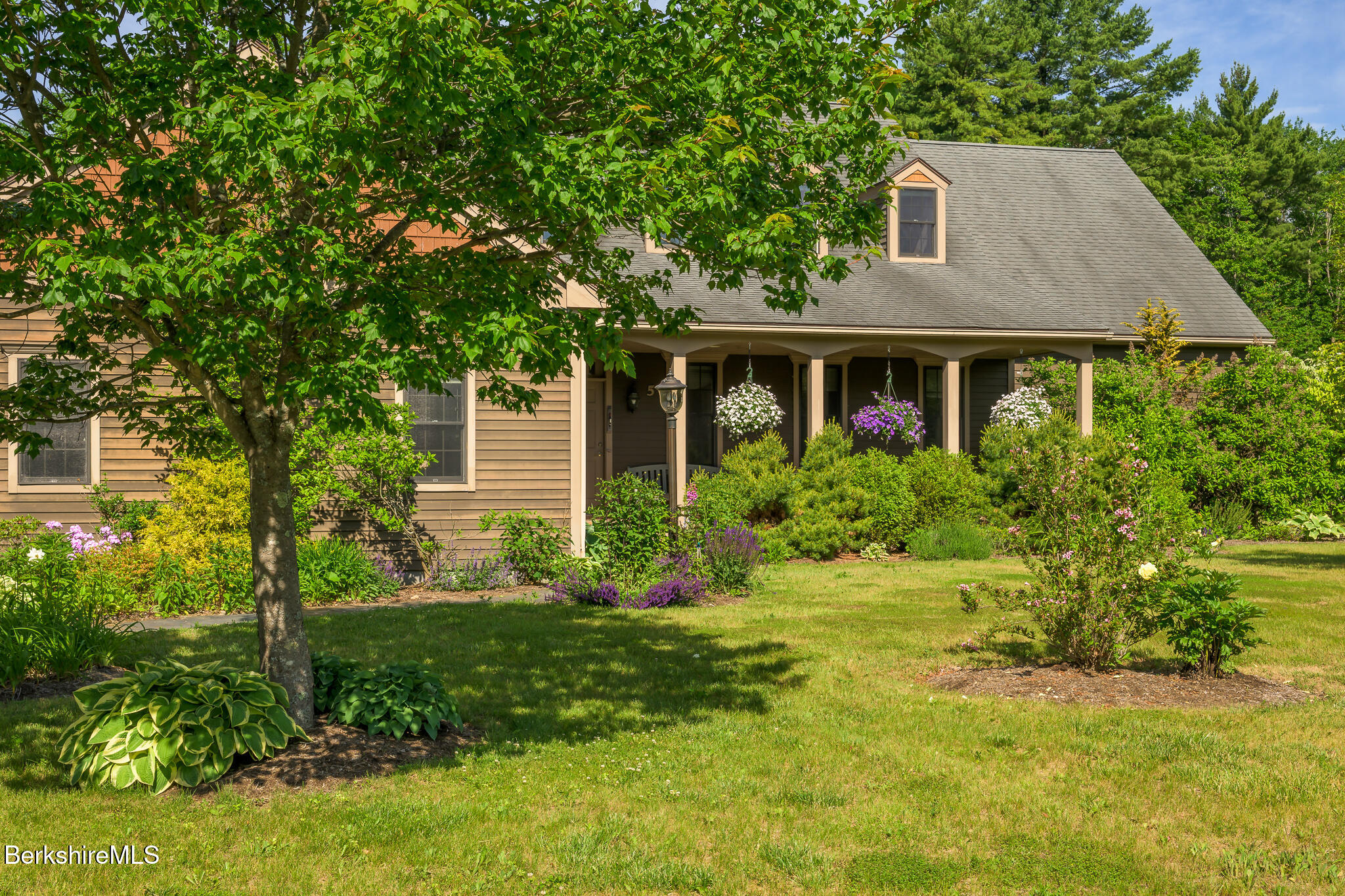 5 Stoneledge Rd