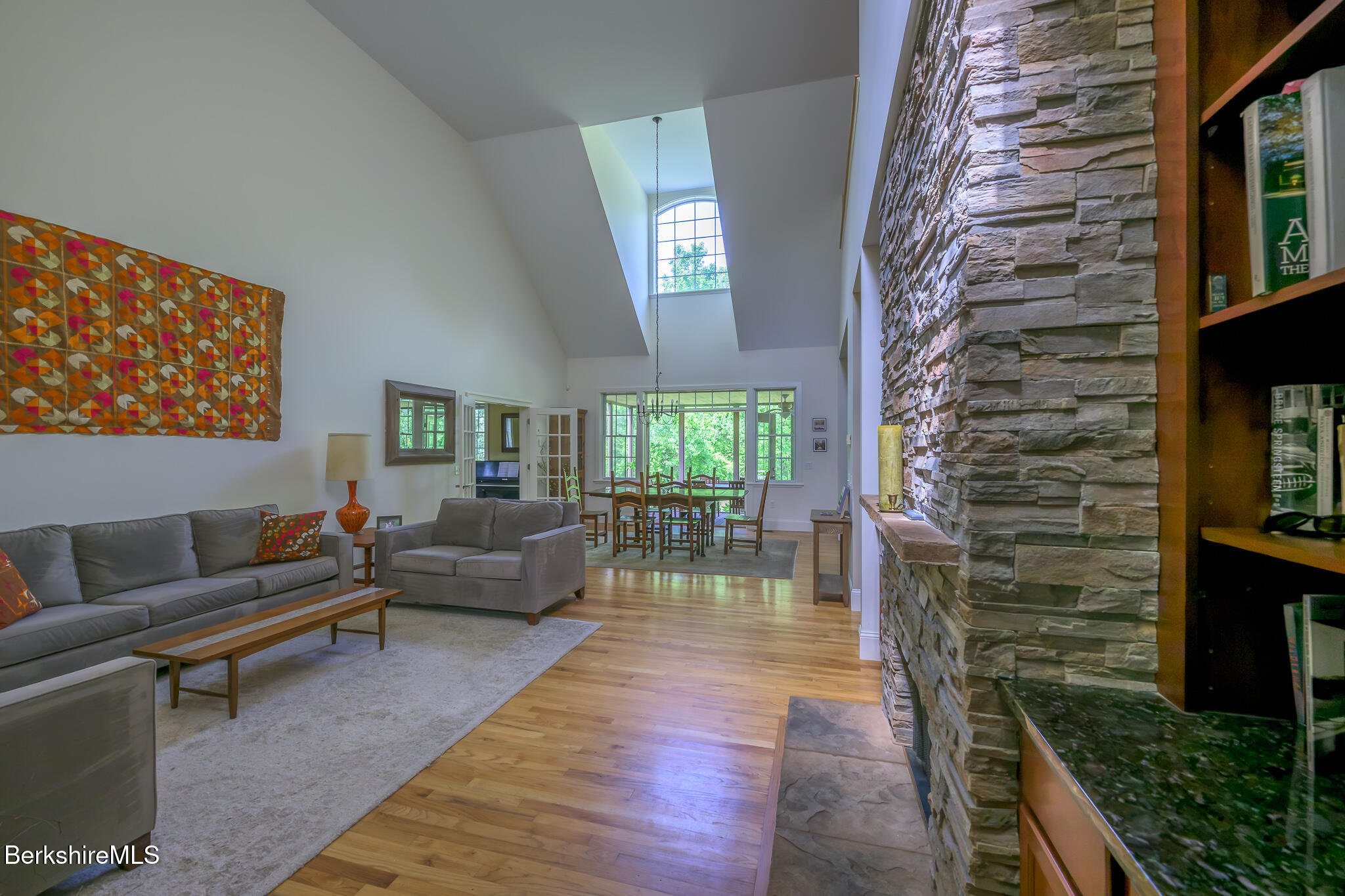 5 Stoneledge Rd
