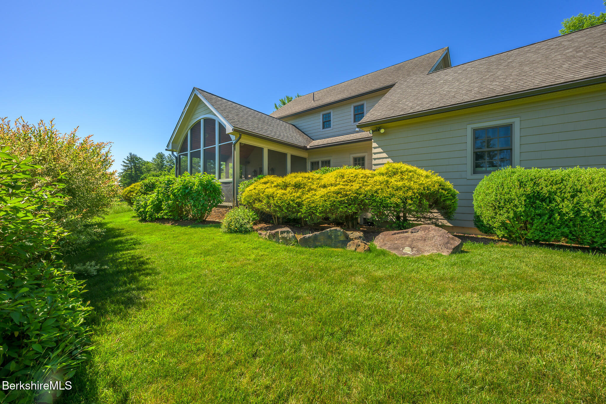 36 Yale Hill Rd