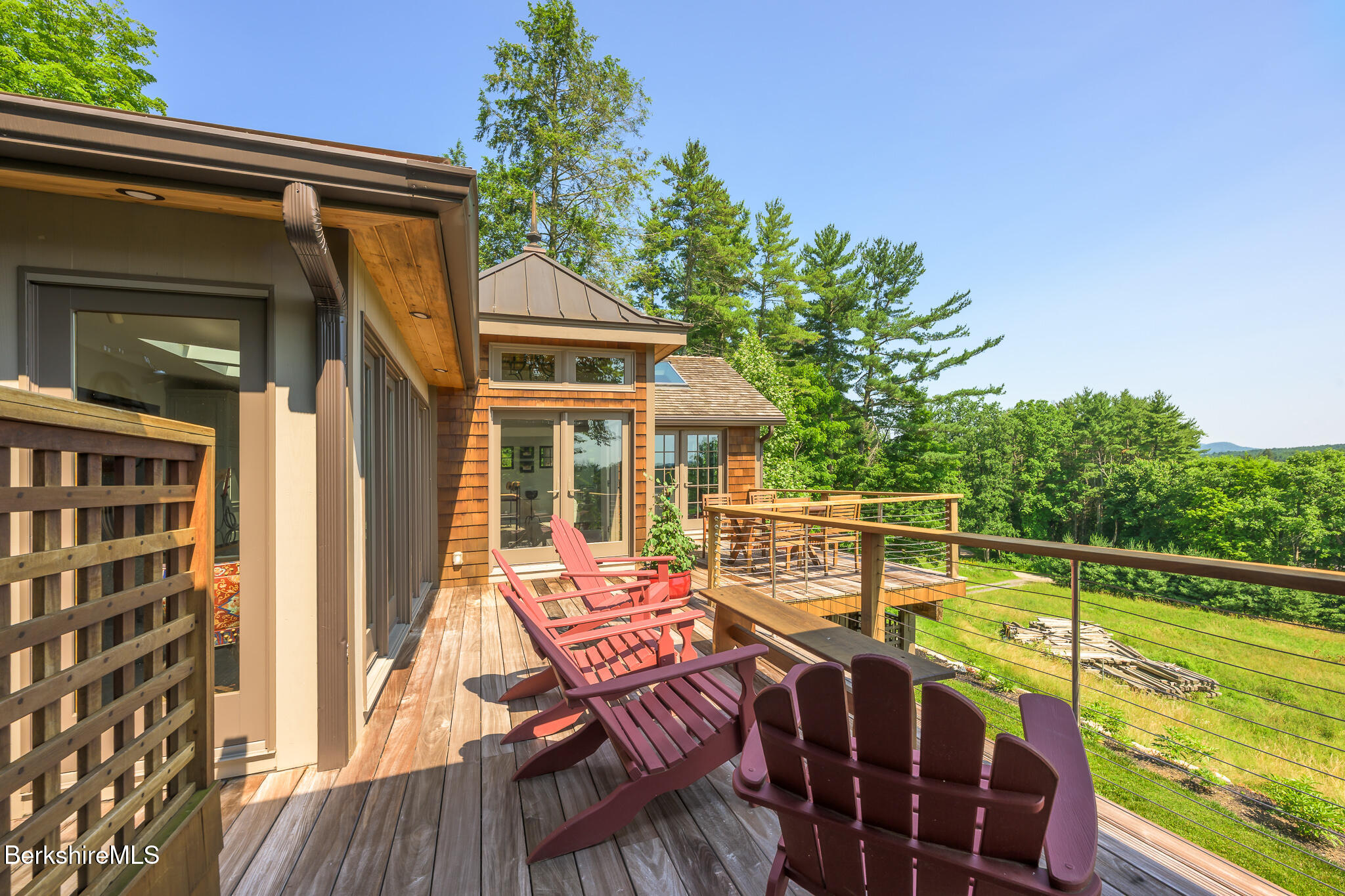 39 Pine Crest Cross Rd