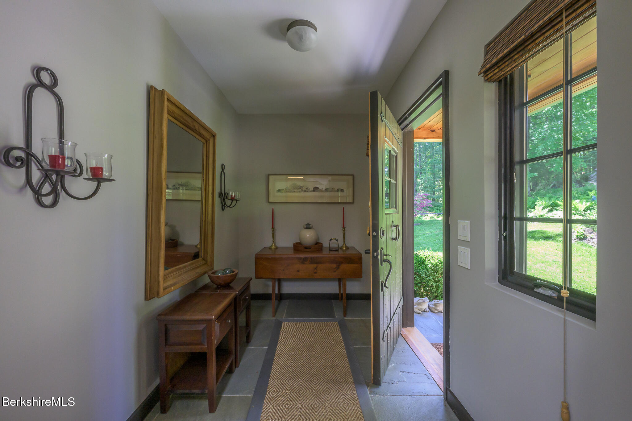 39 Pine Crest Cross Rd