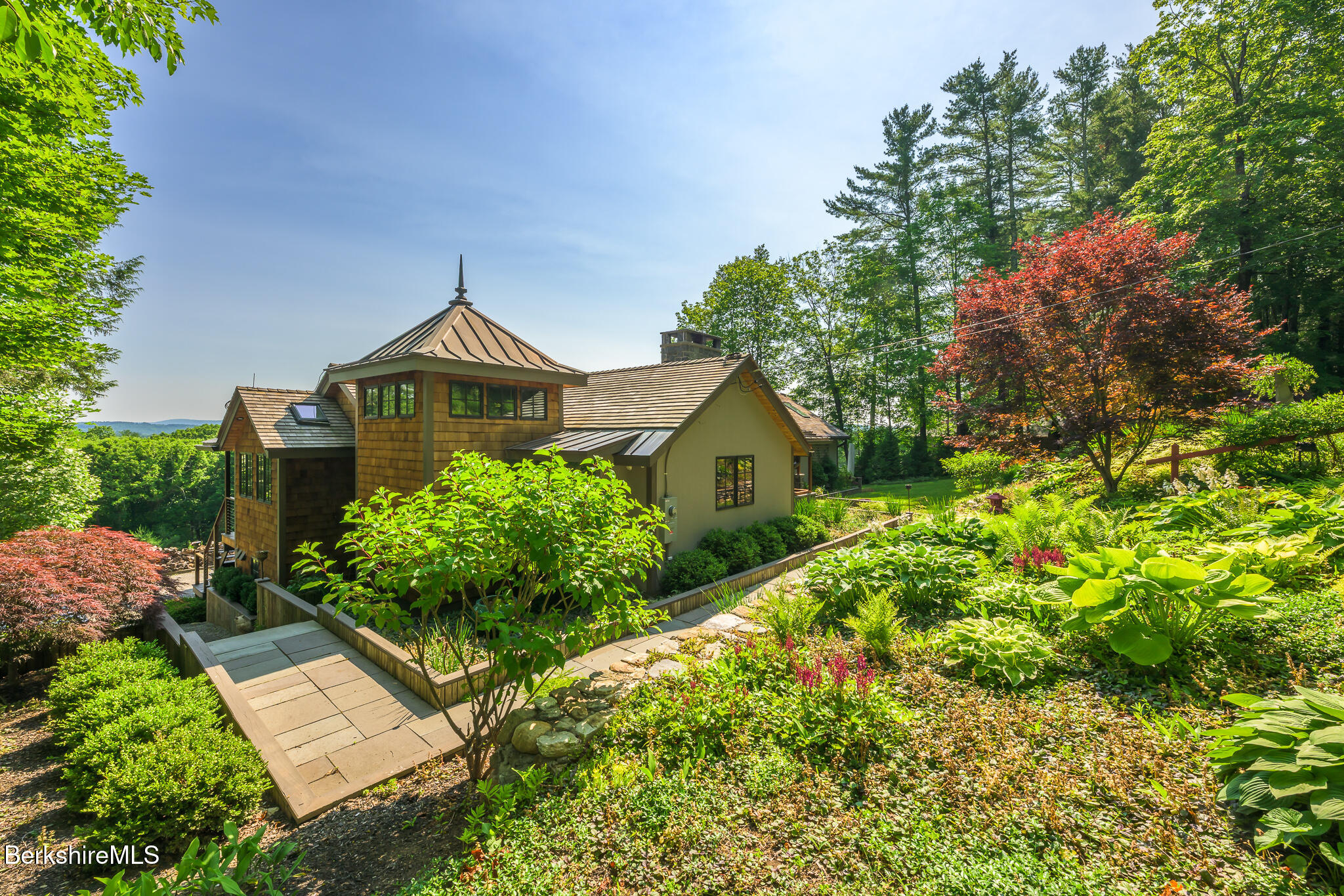 39 Pine Crest Cross Rd