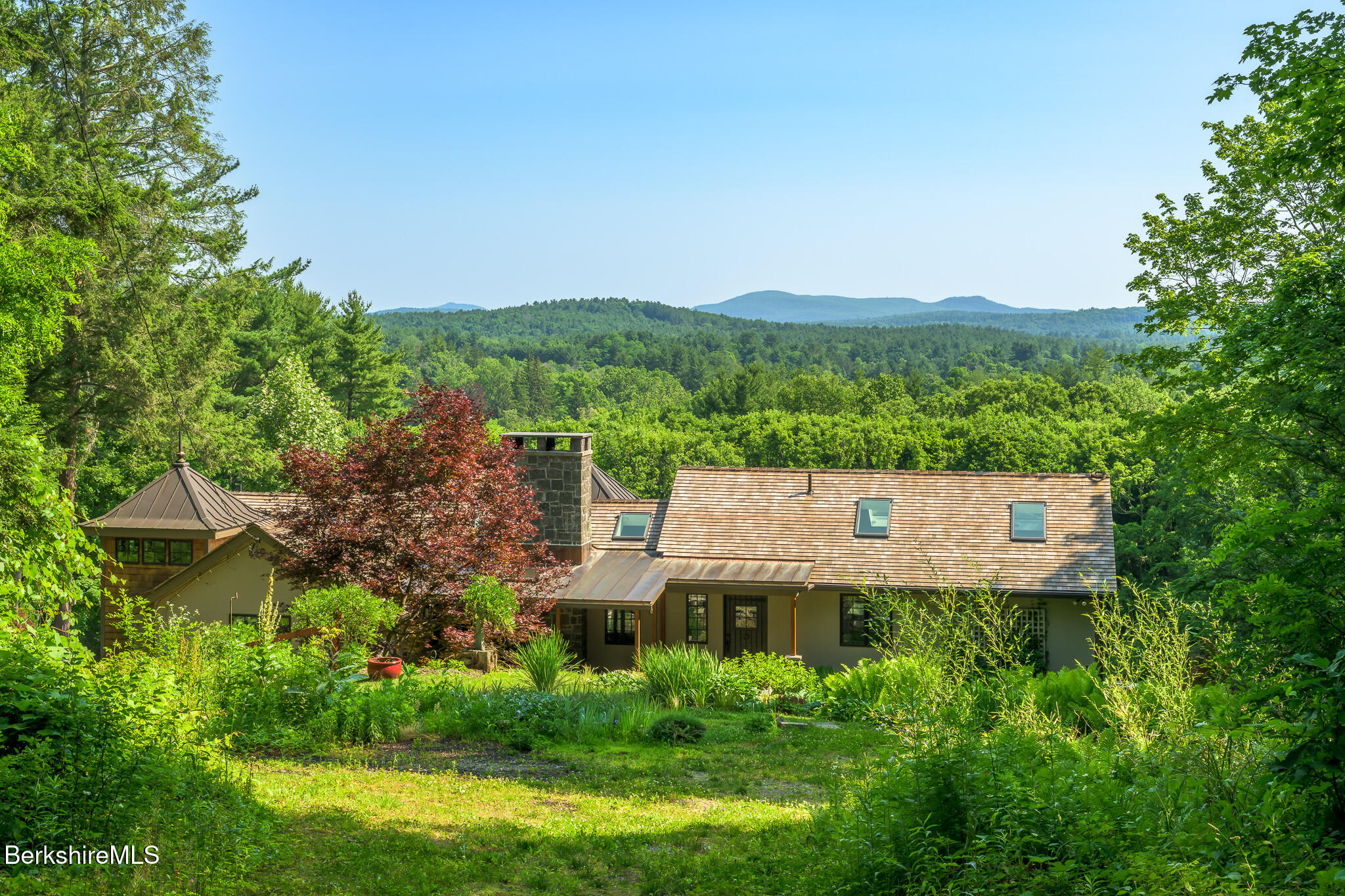 39 Pine Crest Cross Rd